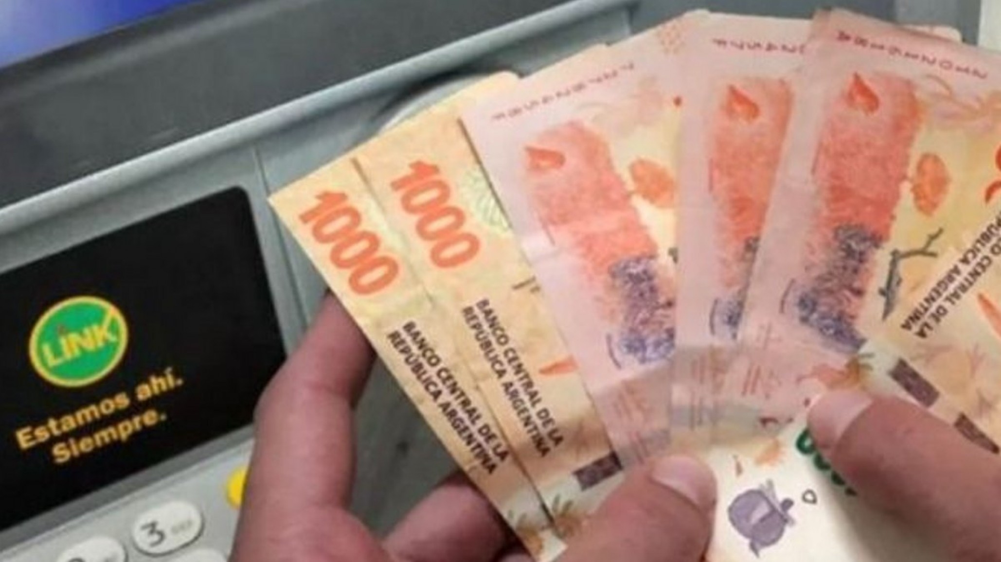 Martín Guzmán anunciará dos nuevos bonos: Beneficiará a jubilados, monotributistas y trabajadores informales