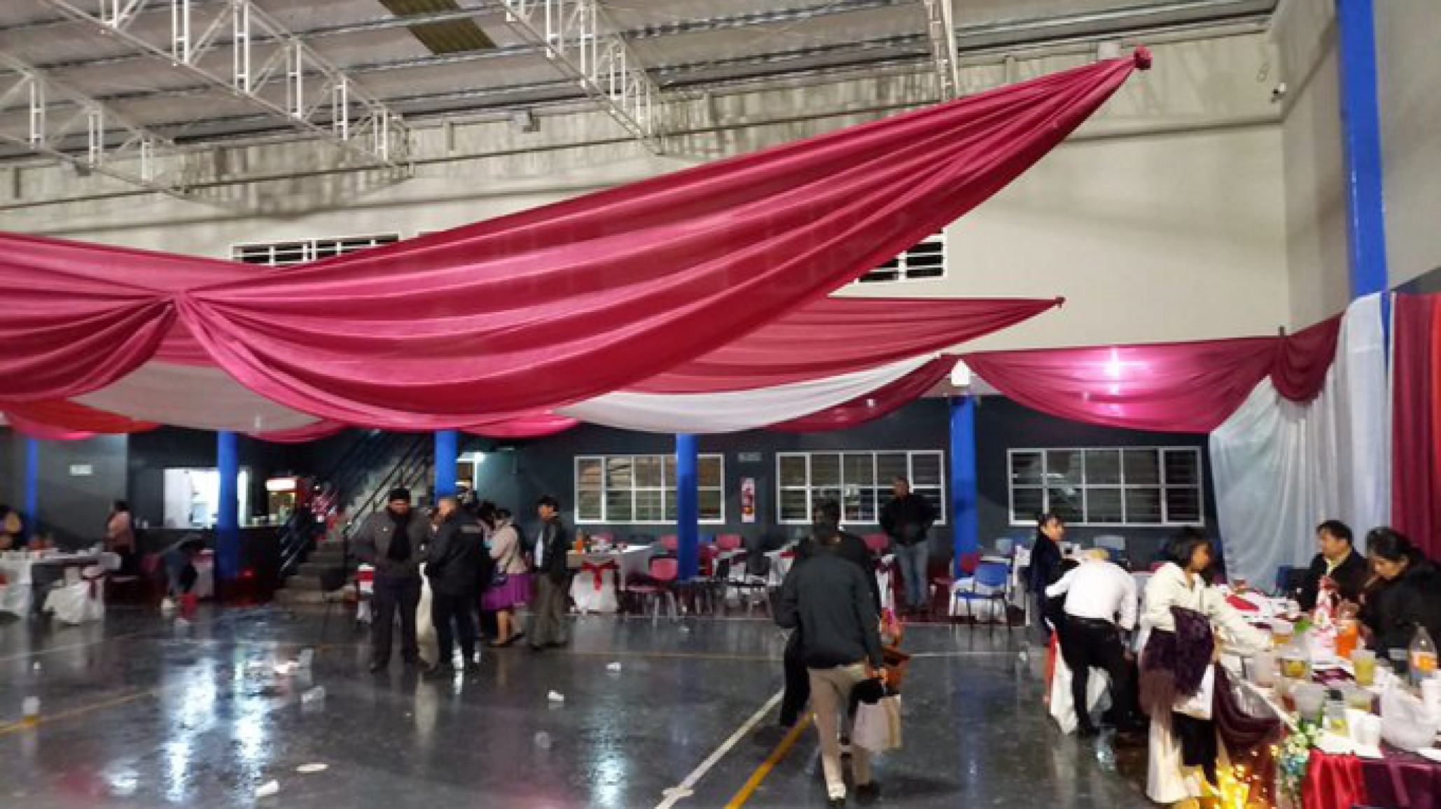 Madryn: hubo casamiento con 500 invitados “sin habilitación y dejaron autos para evitar alcohotest”