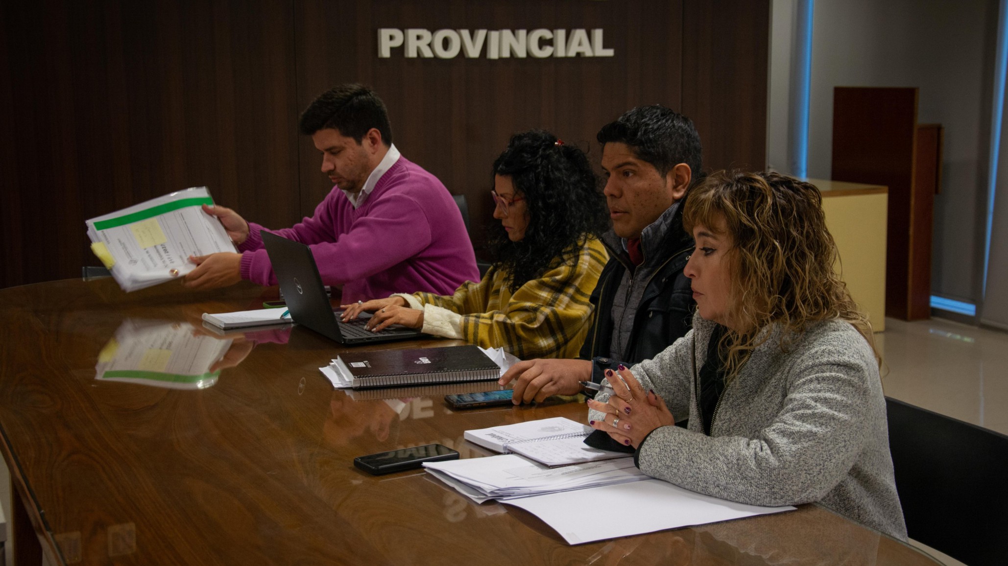 Chubut: El Gobierno ofreció a los docentes un bono de 20 mil pesos y dos nuevas propuestas salariales