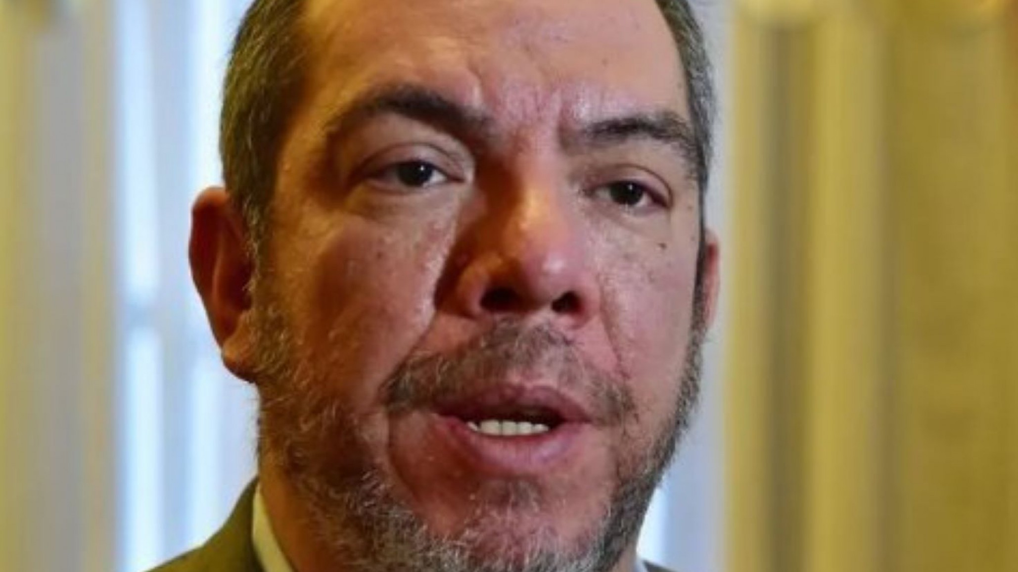 Grazzini: ?se pone muy alta la vara con un salario de $200.000 y no podemos poner en riesgo las arcas de Chubut?