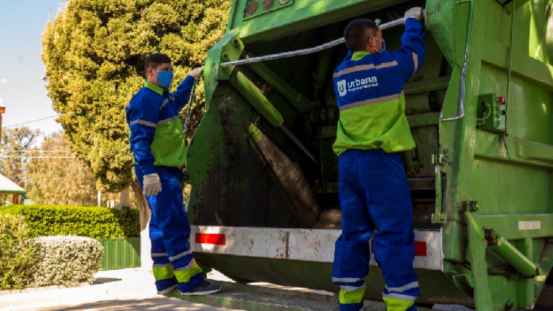 Urbana se suma a la Carrera de Crónica con un operativo de limpieza