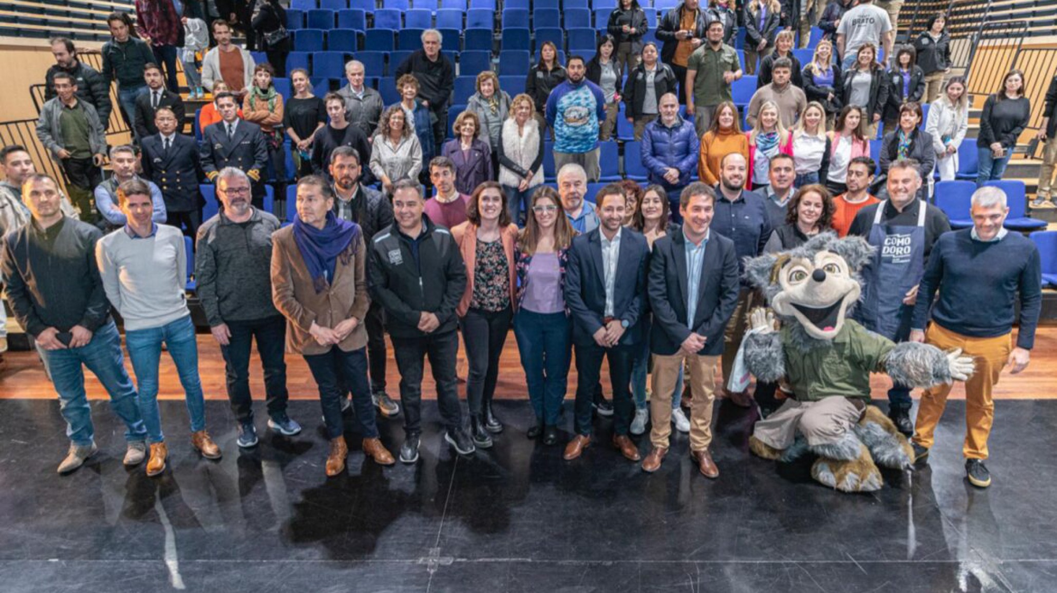 Juan Pablo Luque encabezó el lanzamiento de la Expo Turismo en Comodoro