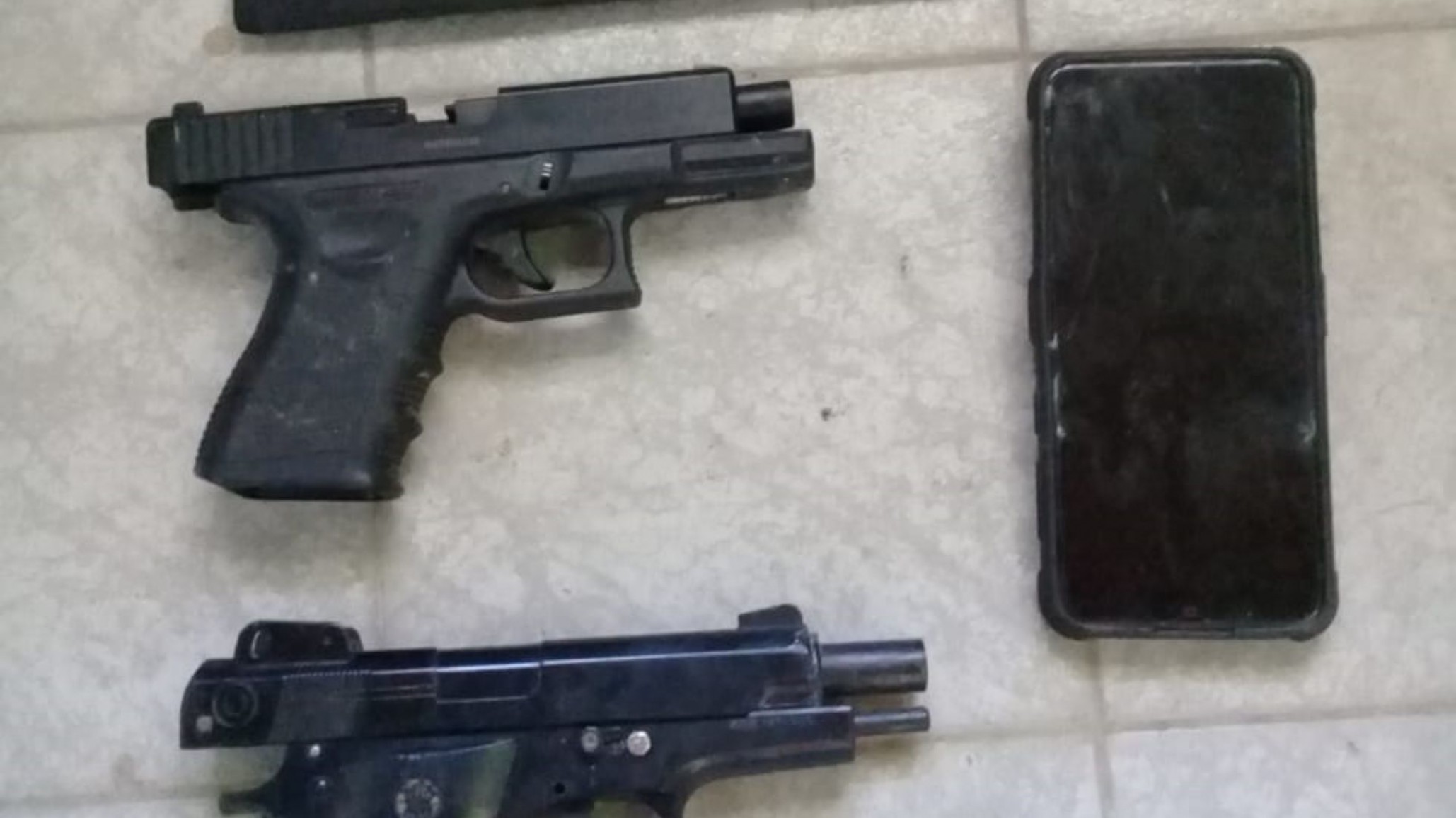 Identificaron a ladrones de robó a comercio “apoyaron arma en abdomen a la víctima”