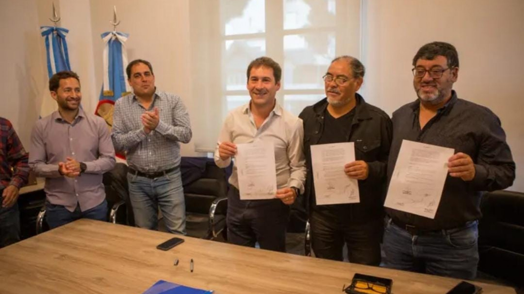 Municipio y sindicatos acordaron incremento salarial del 18% para lo que resta del año