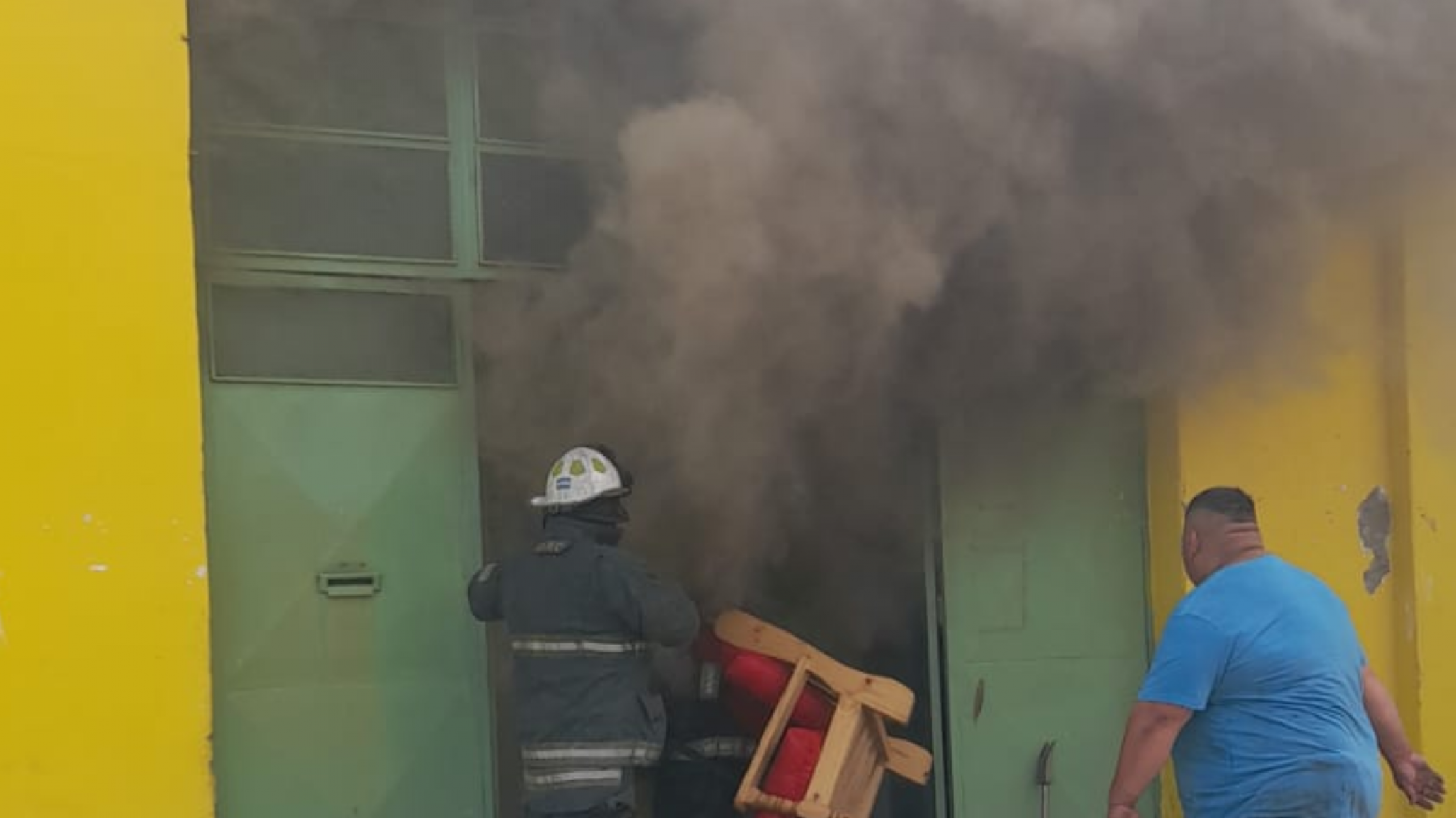 Tras incendio en REMAR piden colchones y sábanas