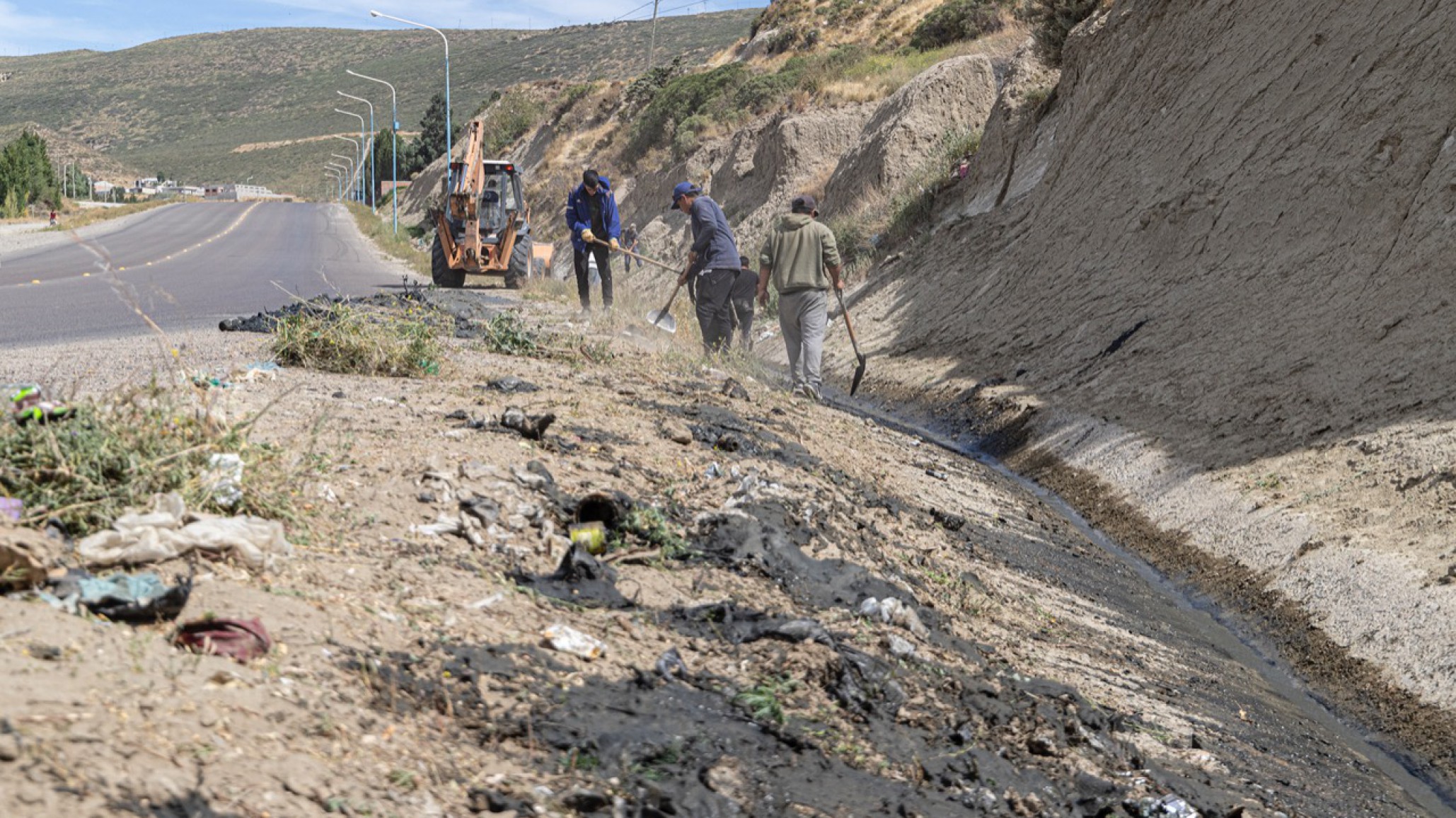 Se realizó limpieza en pluviales, canales y sumideros y se pidió” no arrojar residuos en lugares no habilitados”