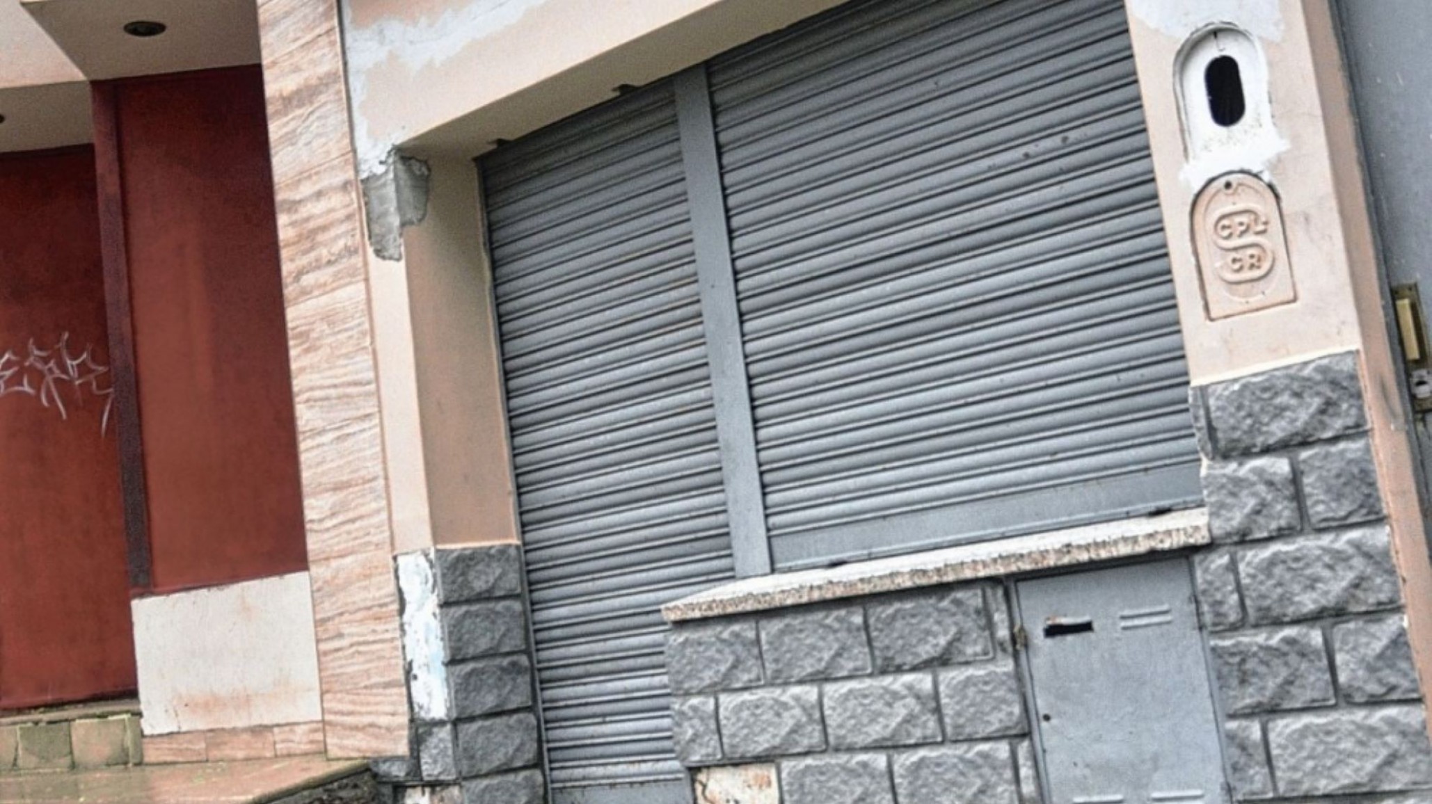 Hubo un robo millonario en taller de joyería antiguo