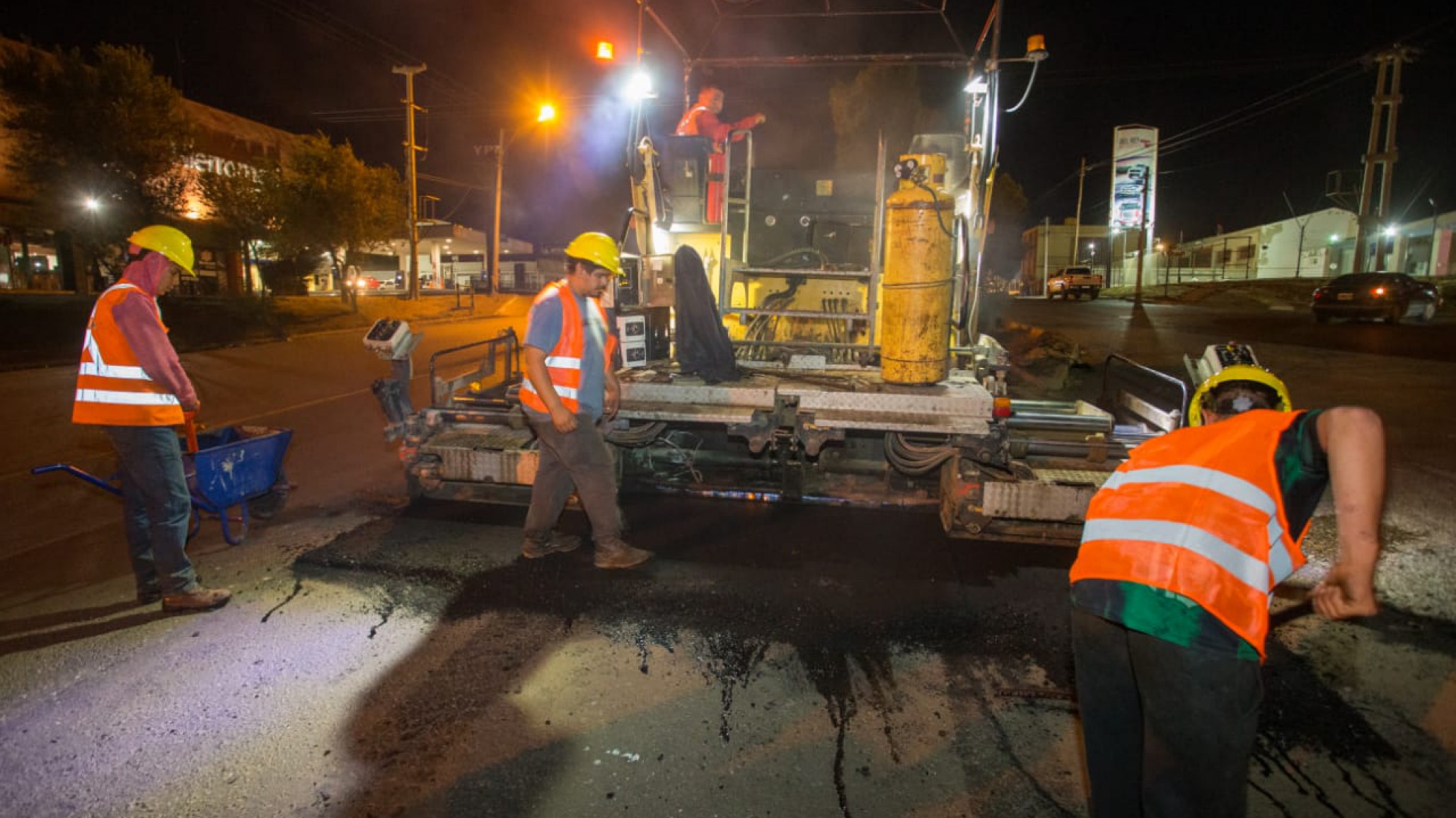 Luque sobre la inversión destinada a la recuperación de la trama vial “hay invertido $700.000.000 en el plan de repavimentación”