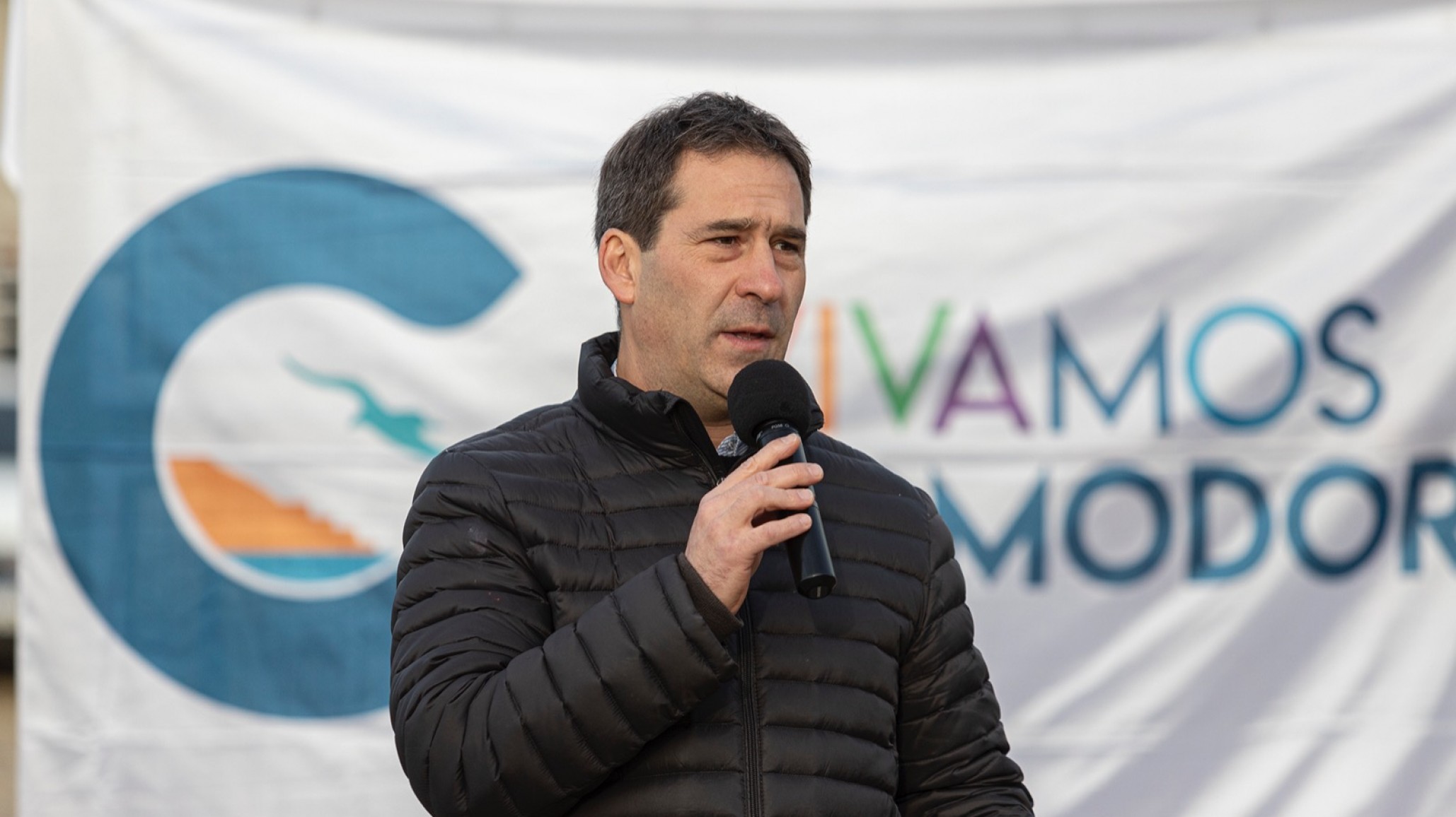 Luque: ?A Torres le viene mucho mejor Massa presidente, porque Chubut no está para especulaciones?