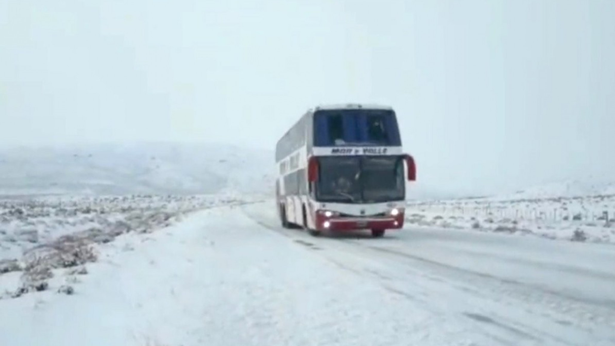 Vuelta atrás: Los micros de larga distancia funcionarán en horario nocturno