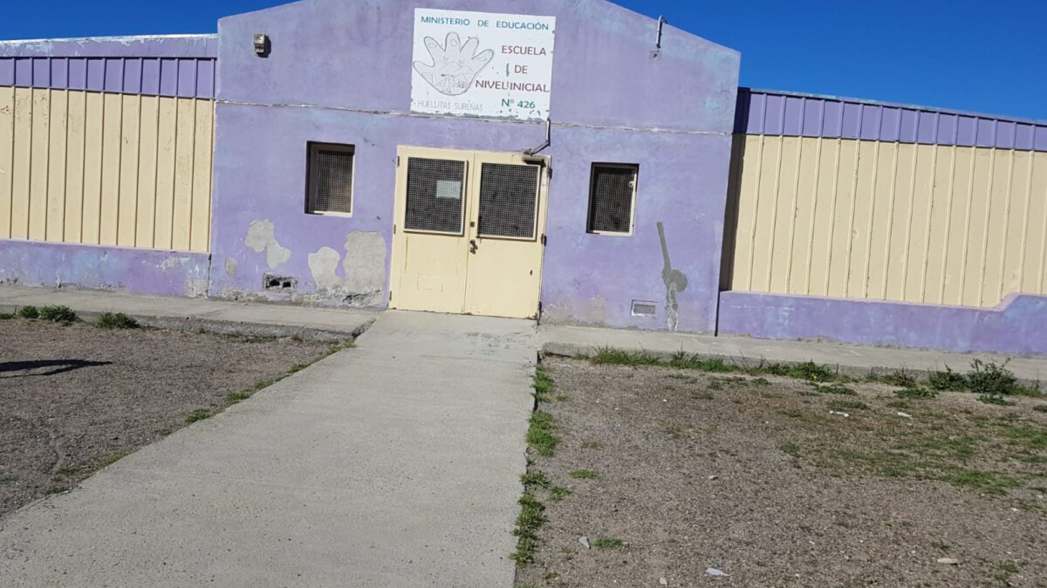 Jardín 426: “padres reclaman medidas de seguridad prometidas, no llegó el muro ni el domo?