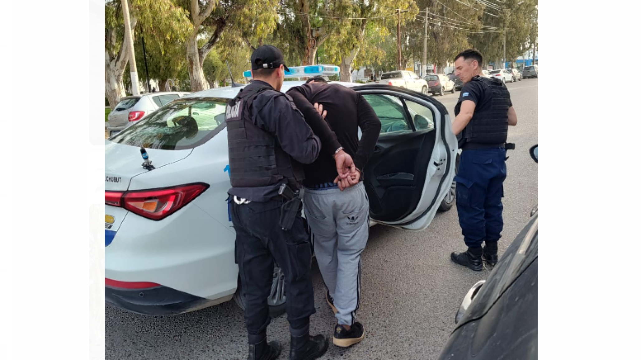 Un joven de 30 años terminó detenido en plena vía pública “por extorsión”