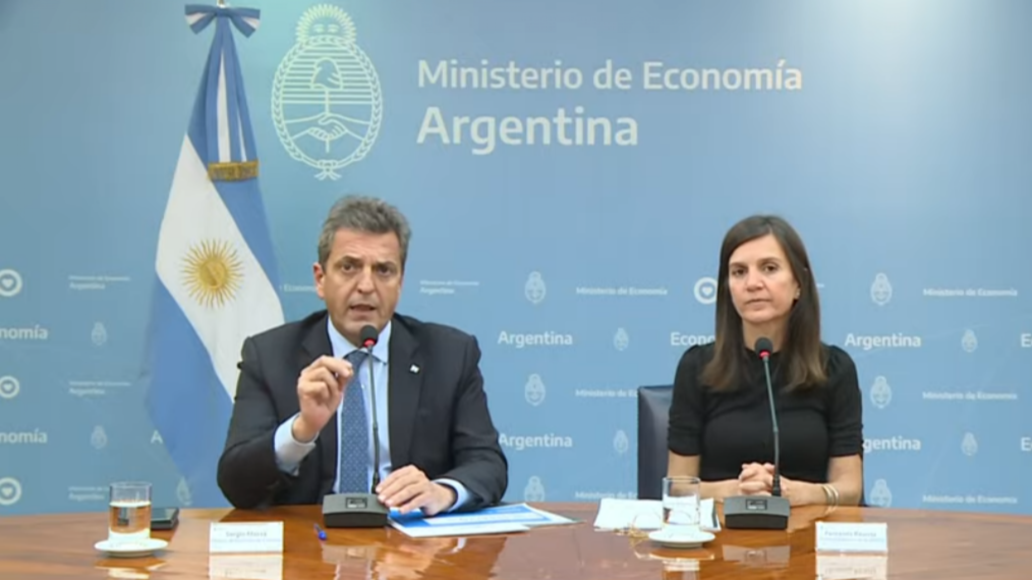 Anunciaron ampliación de créditos:” a $600.000 a jubilados y 1 millón para trabajadores”