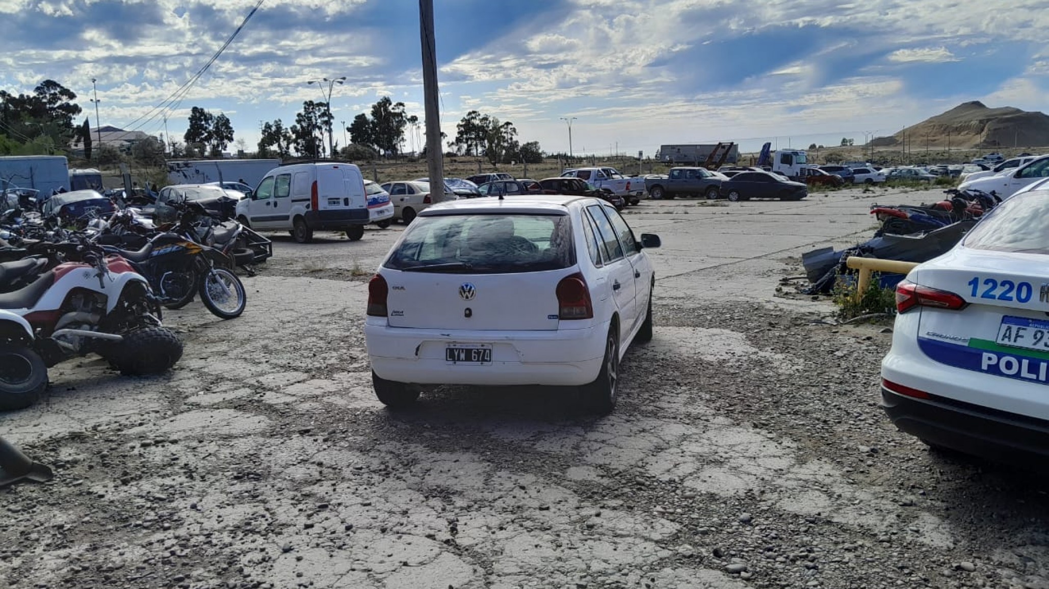 Motociclista tras accidente quedó tendido en el suelo y se descompensó