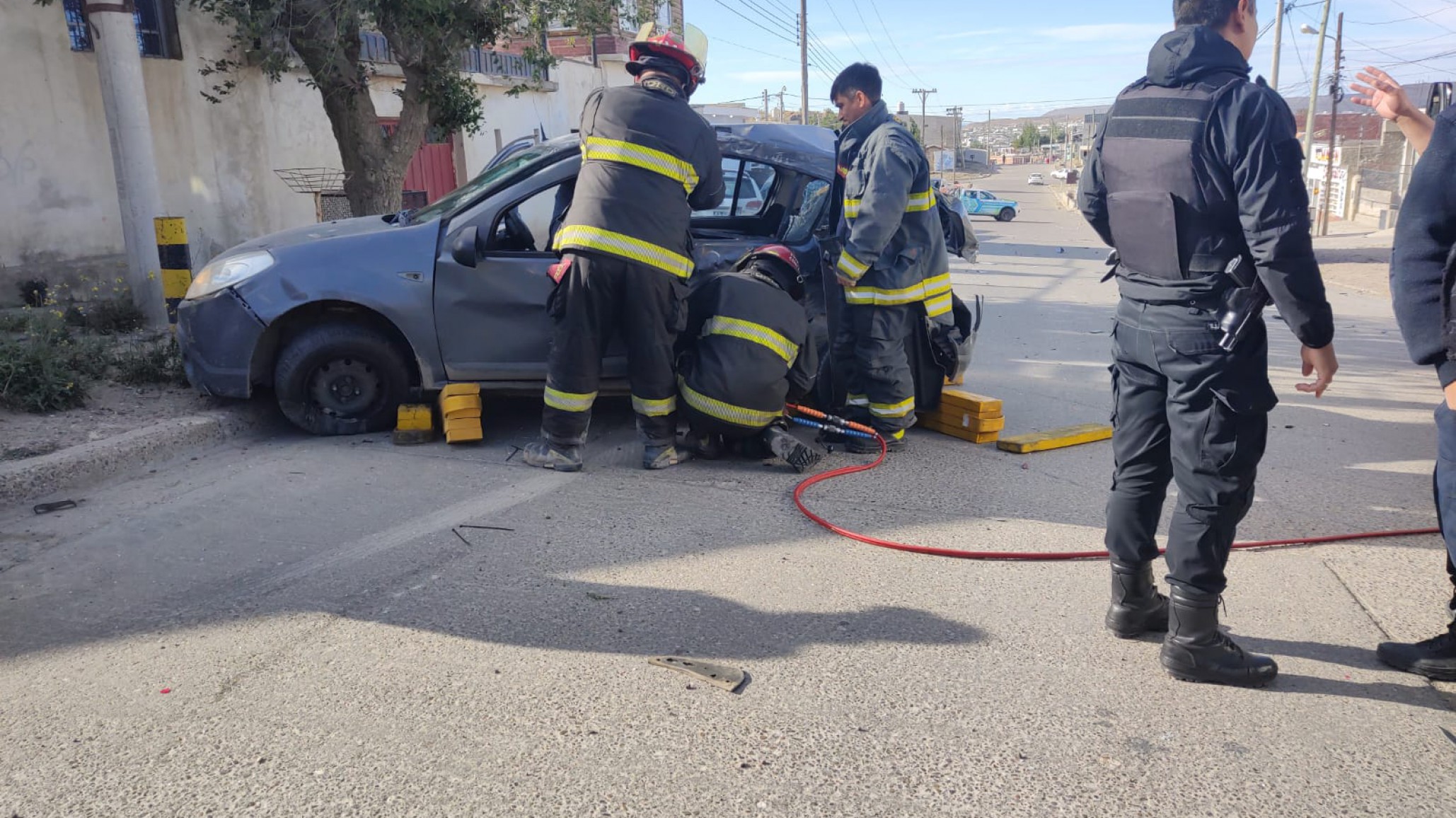 Desperfecto en el sistema de frenos nos deja un accidente y lesionados