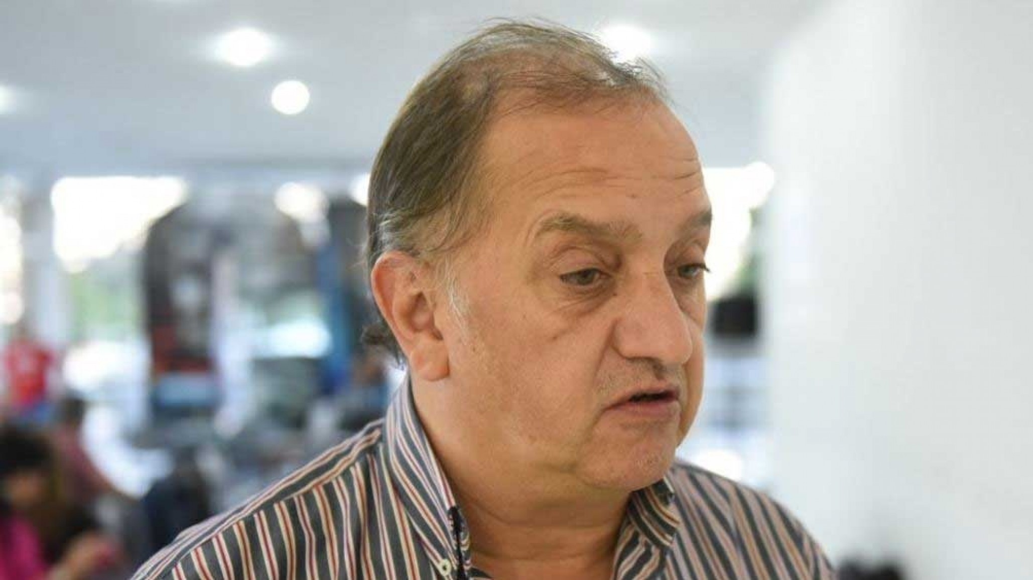 Linares criticó la entrega de YPF y apuntó contra Milei: "Es un negocio entre ellos y los buitres"