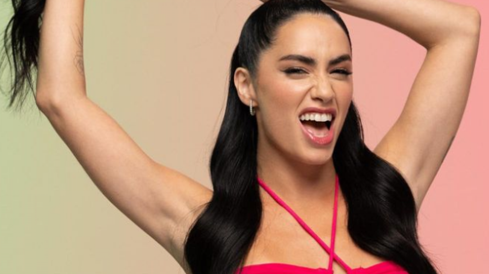 Lali Espósito fue "durísima" con un seguidor que le preguntó si se iba del país