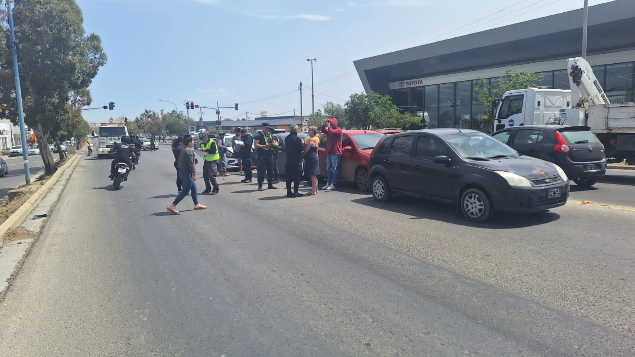 Cuatro autos chocaron en cadena en plena Avenida Yrigoyen: los daños que reportaron