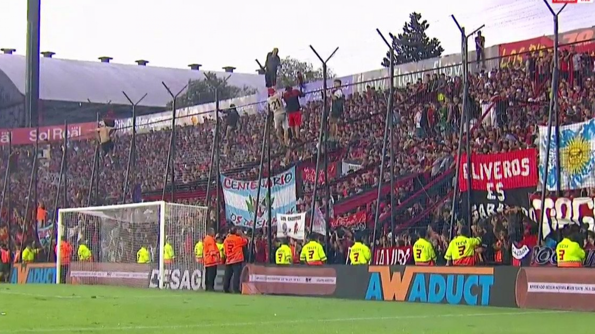 Gimnasia venció a Colón y lo condenó al descenso