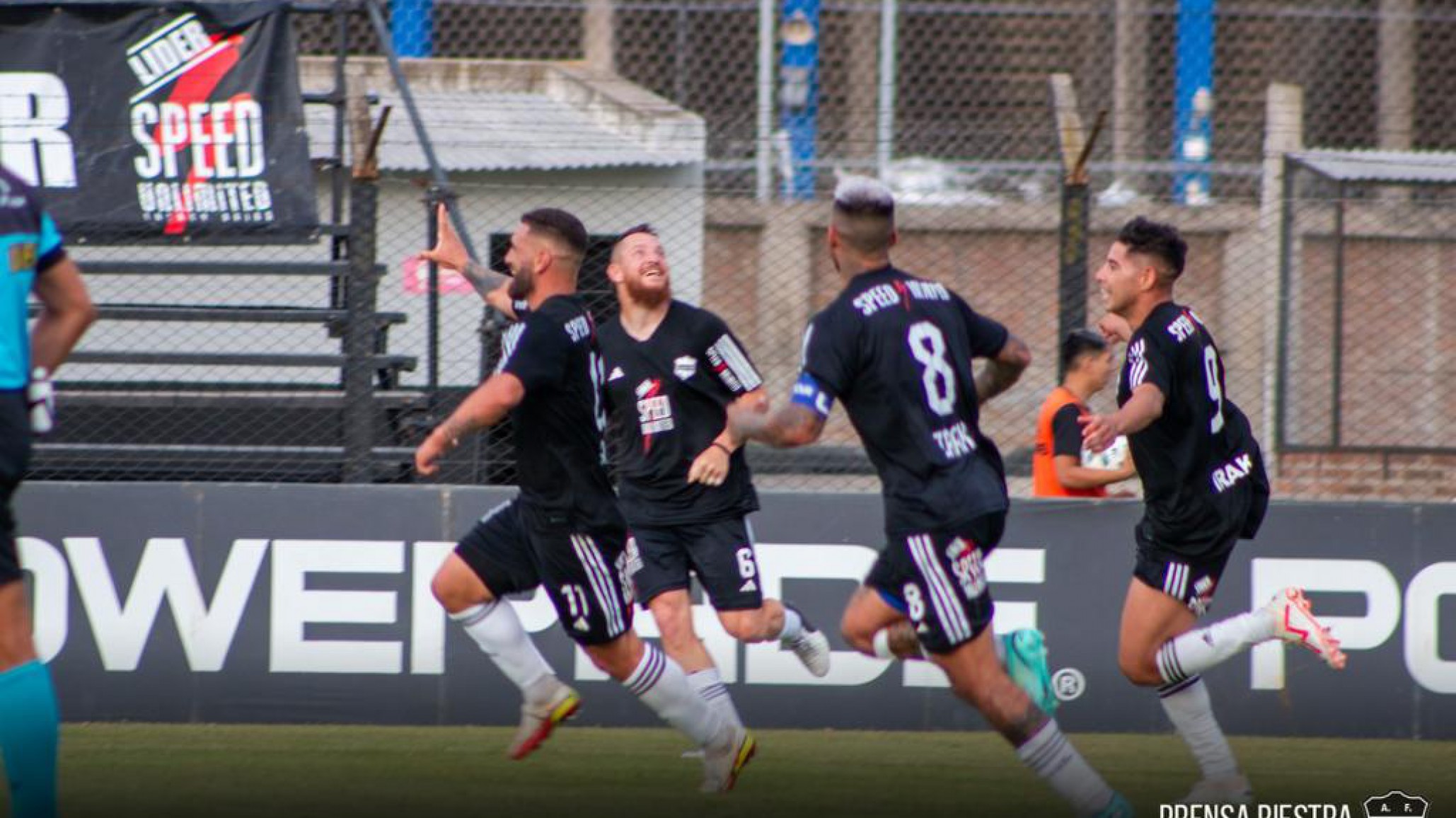 ¡Los Malevos llegaron a la A! Deportivo Riestra venció a Deportivo Maipú