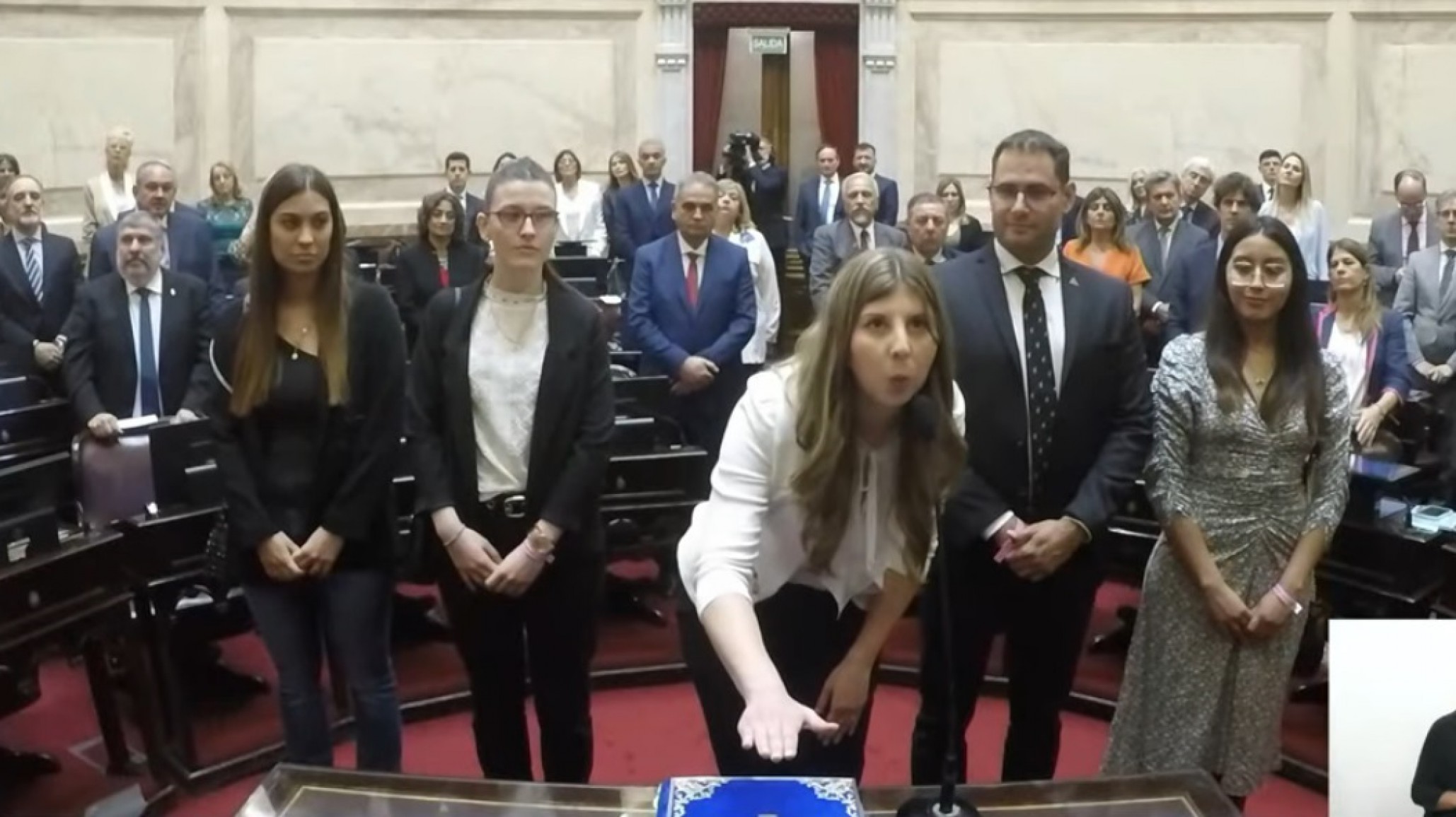 La comodorense es la senadora más joven de la cámara alta