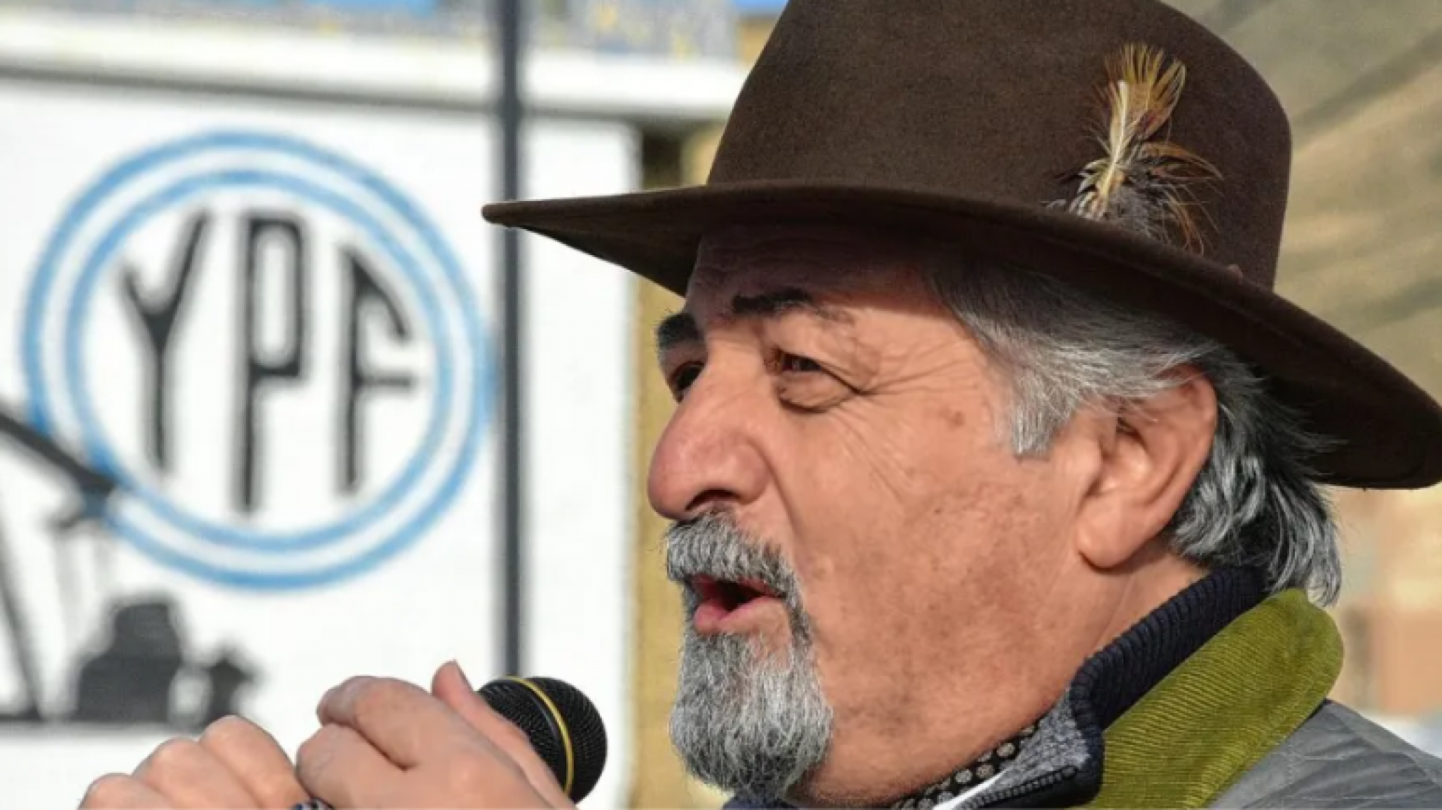 Othar Macharashvili asume la Intendencia de Comodoro