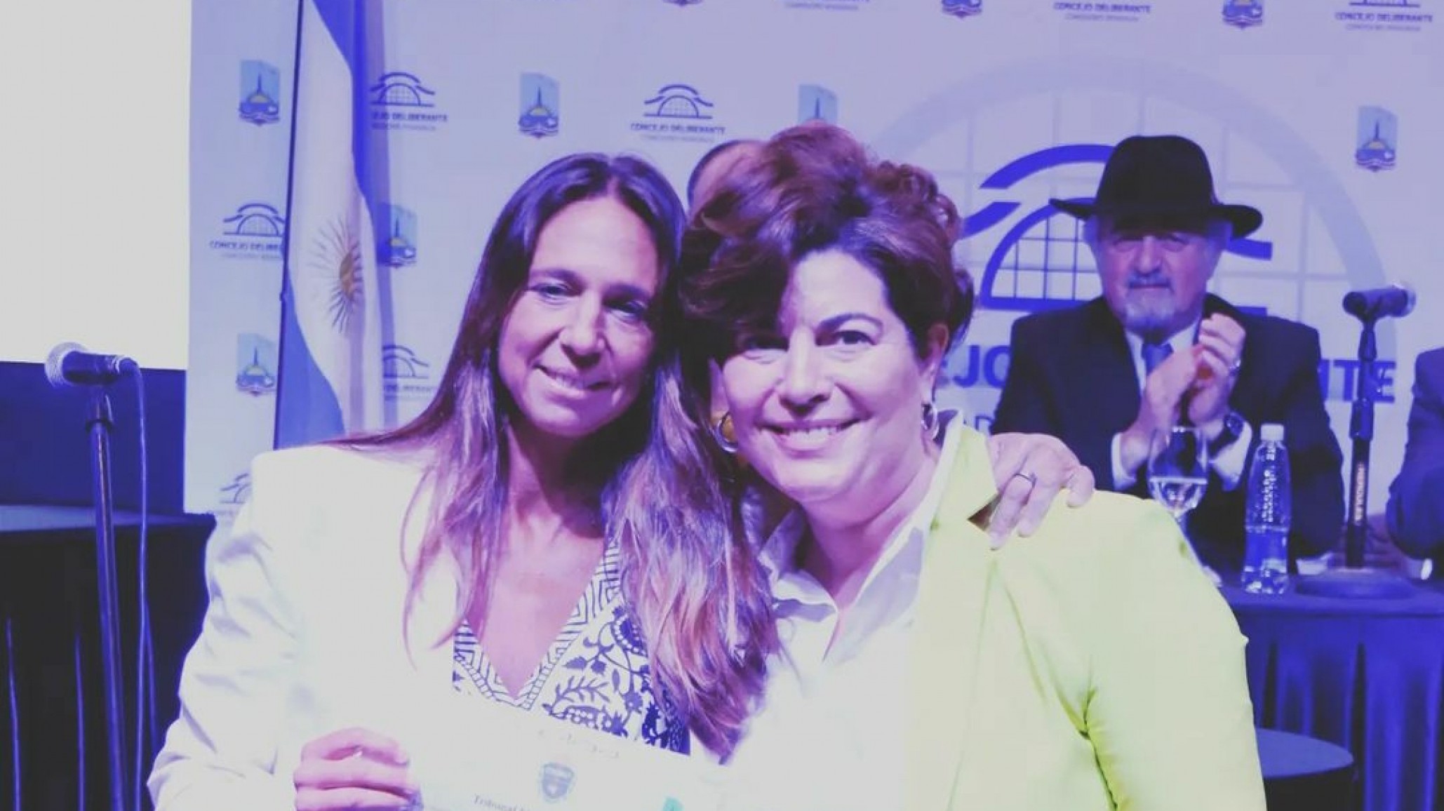 Antes de empezar, en el Concejo ya se plantea un posible conflicto de intereses