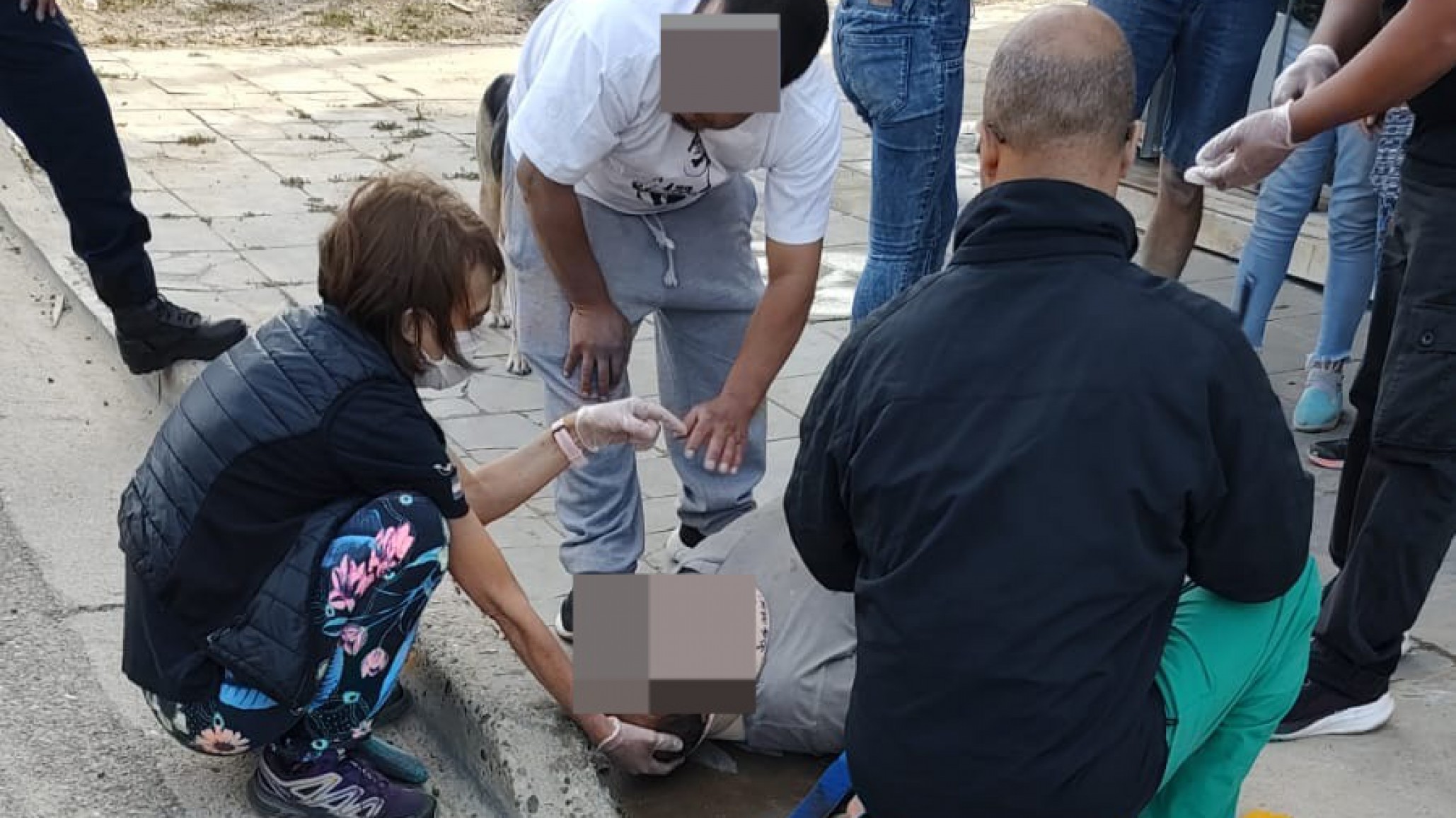 Un hombre de 66 años se cayó del techo y fue internado de gravedad