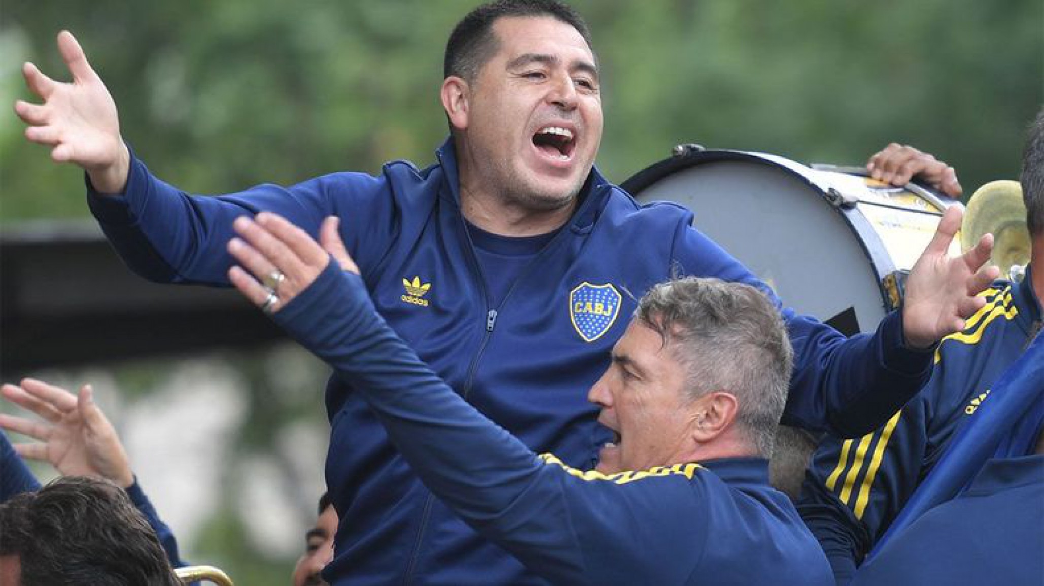 Riquelme supera a Ibarra con 30 puntos de diferencia según una encuesta