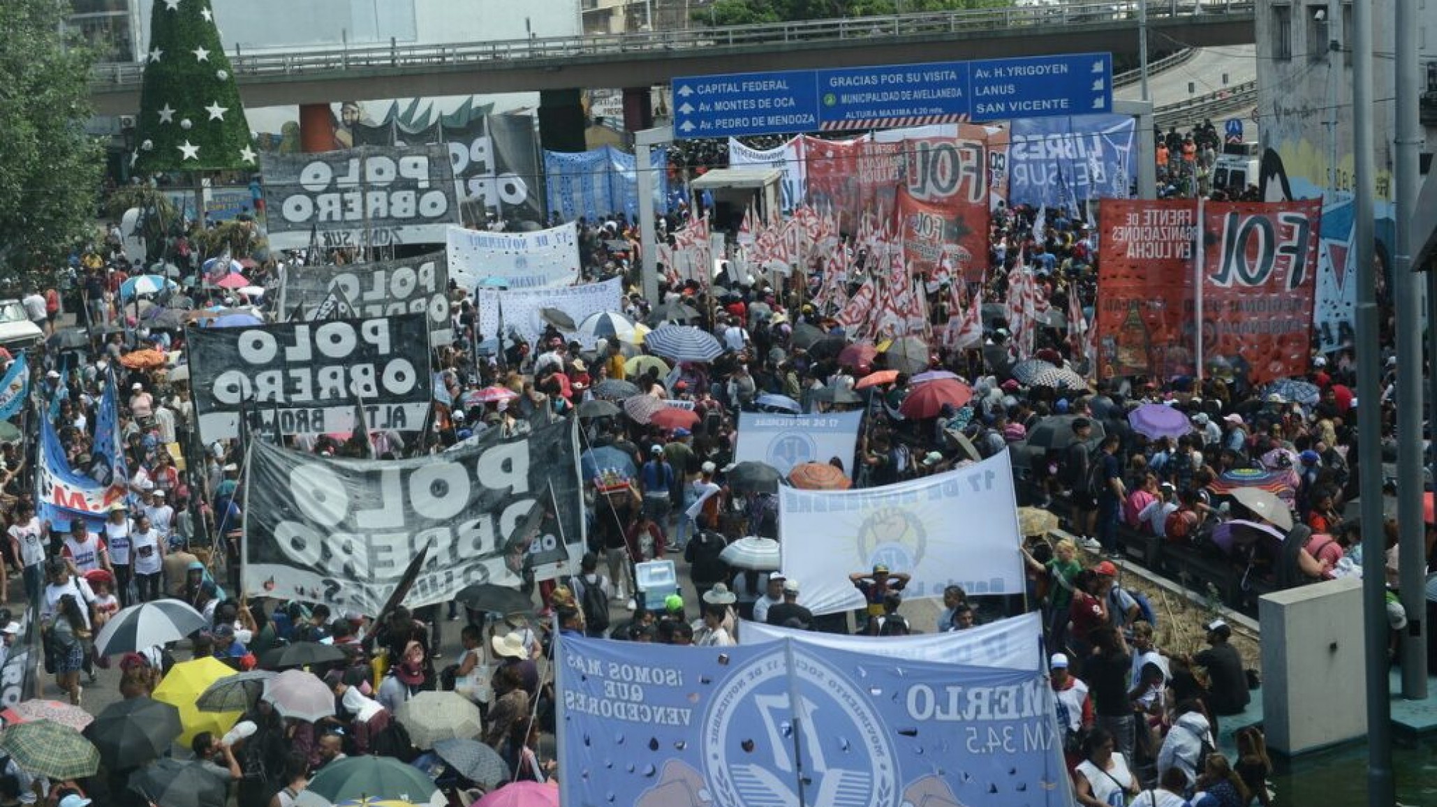 El nuevo protocolo asegura que "las cuatro fuerzas federales intervendrán" en los piquetes y "se empleará la fuerza necesaria"