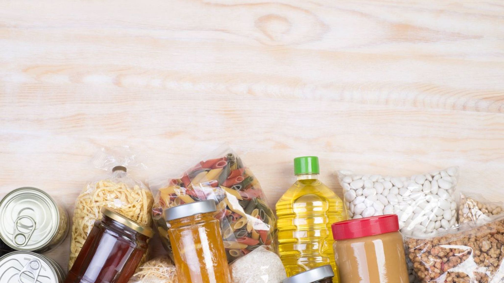 Corazones Solidarios realiza un evento y la entrada cuesta un "alimento no perecedero"