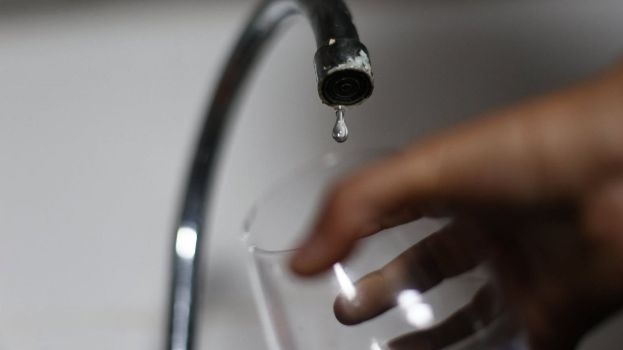 Adelantan un corte de agua en la zona norte para recomponer reservas