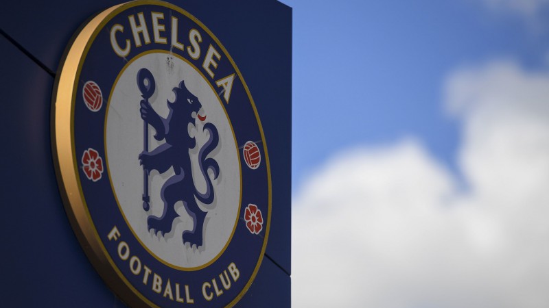 Con el DNU de Milei, el Chelsea de Inglaterra va por un club argentino