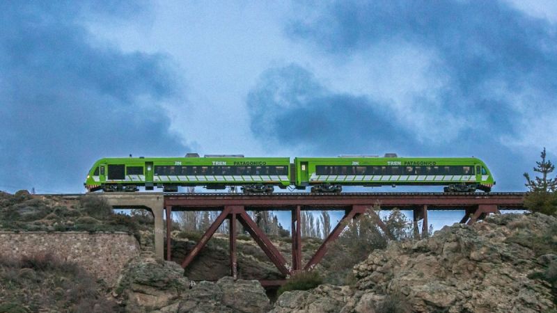 Suspenden el Tren Patagónico a raíz de la situación económica en el país: "trabajos de mano de obra son en dólares"