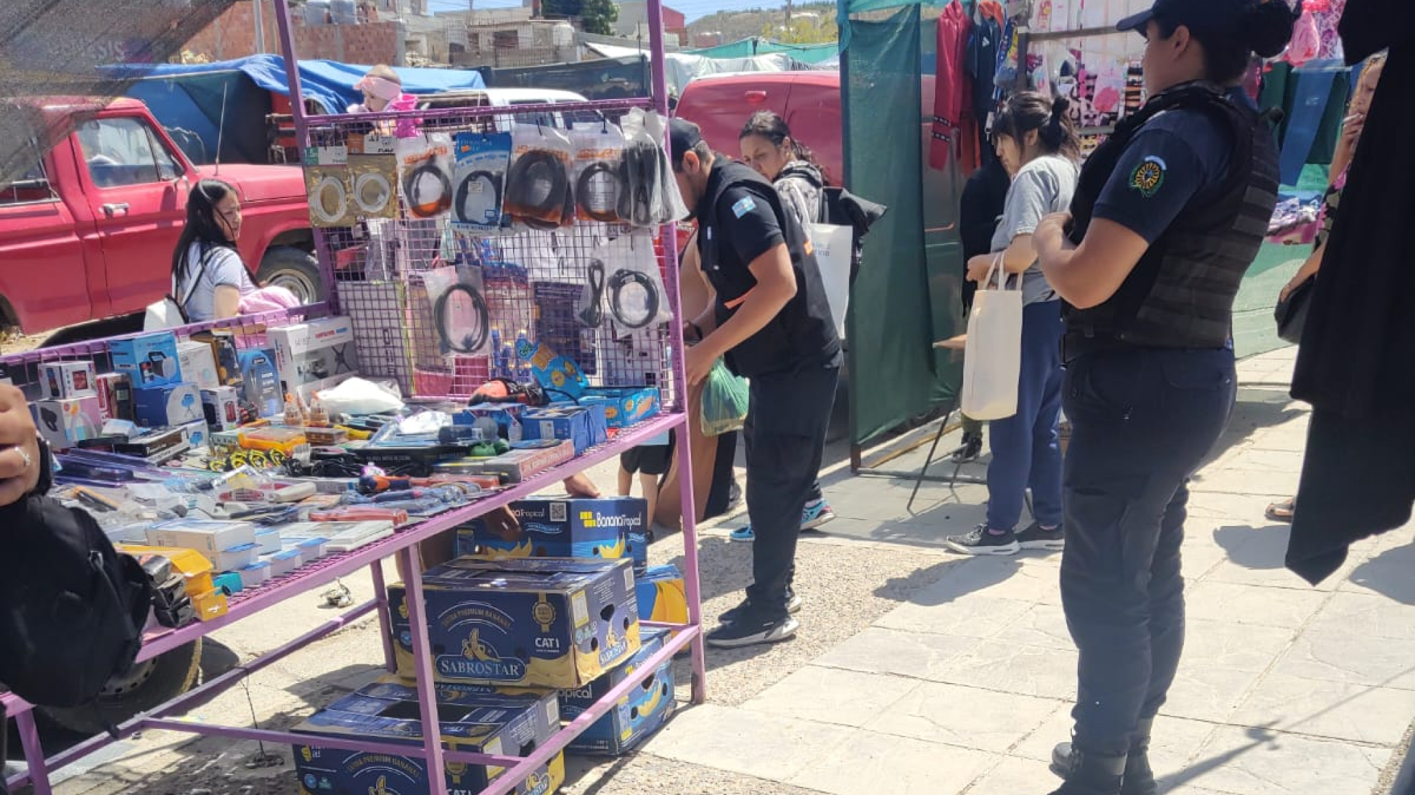 Menor de edad detenido por venta ilegal de pirotecnia en "La Saladita"