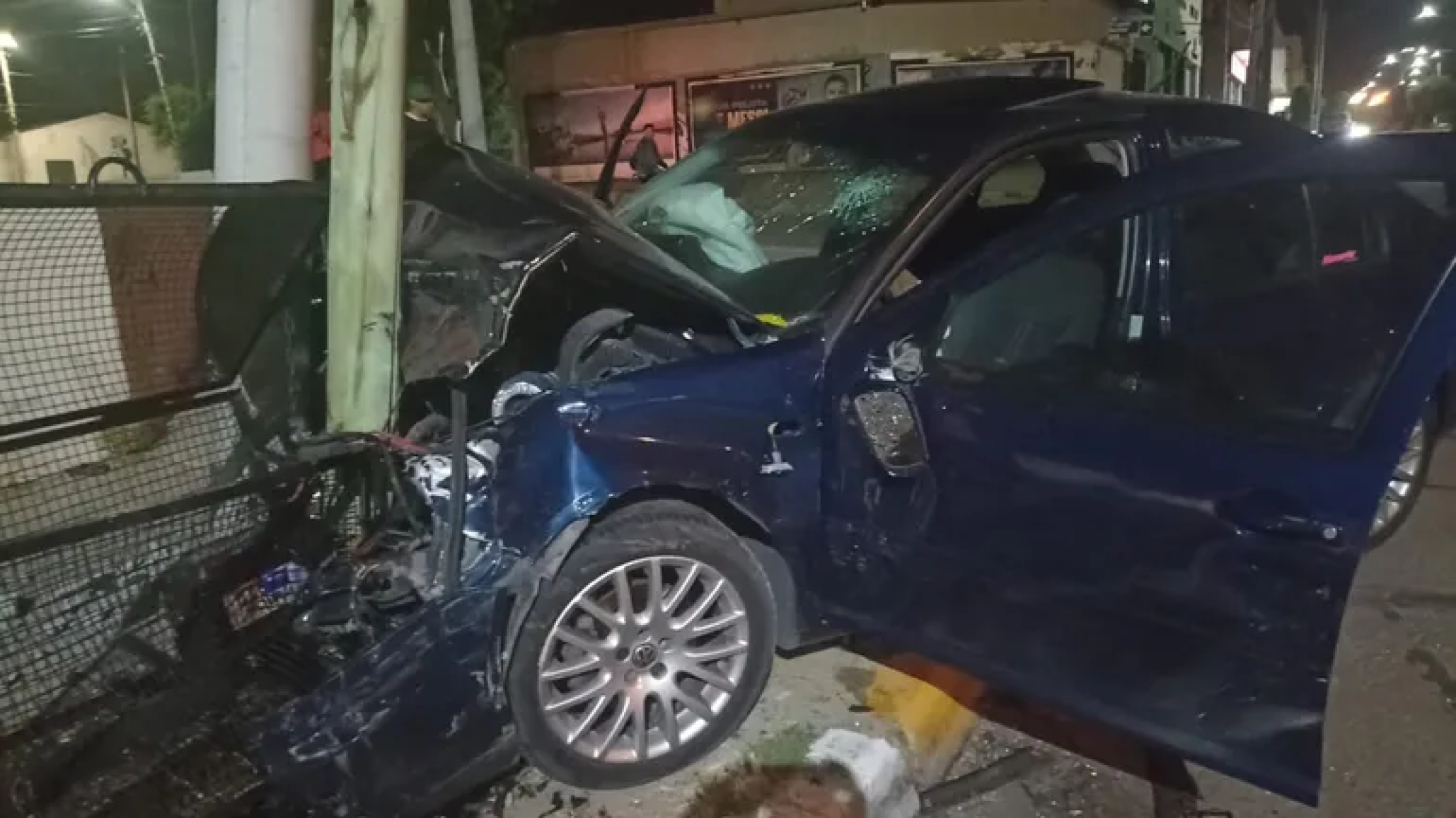 Fuga tras choque: Triple accidente vehicular deja heridos