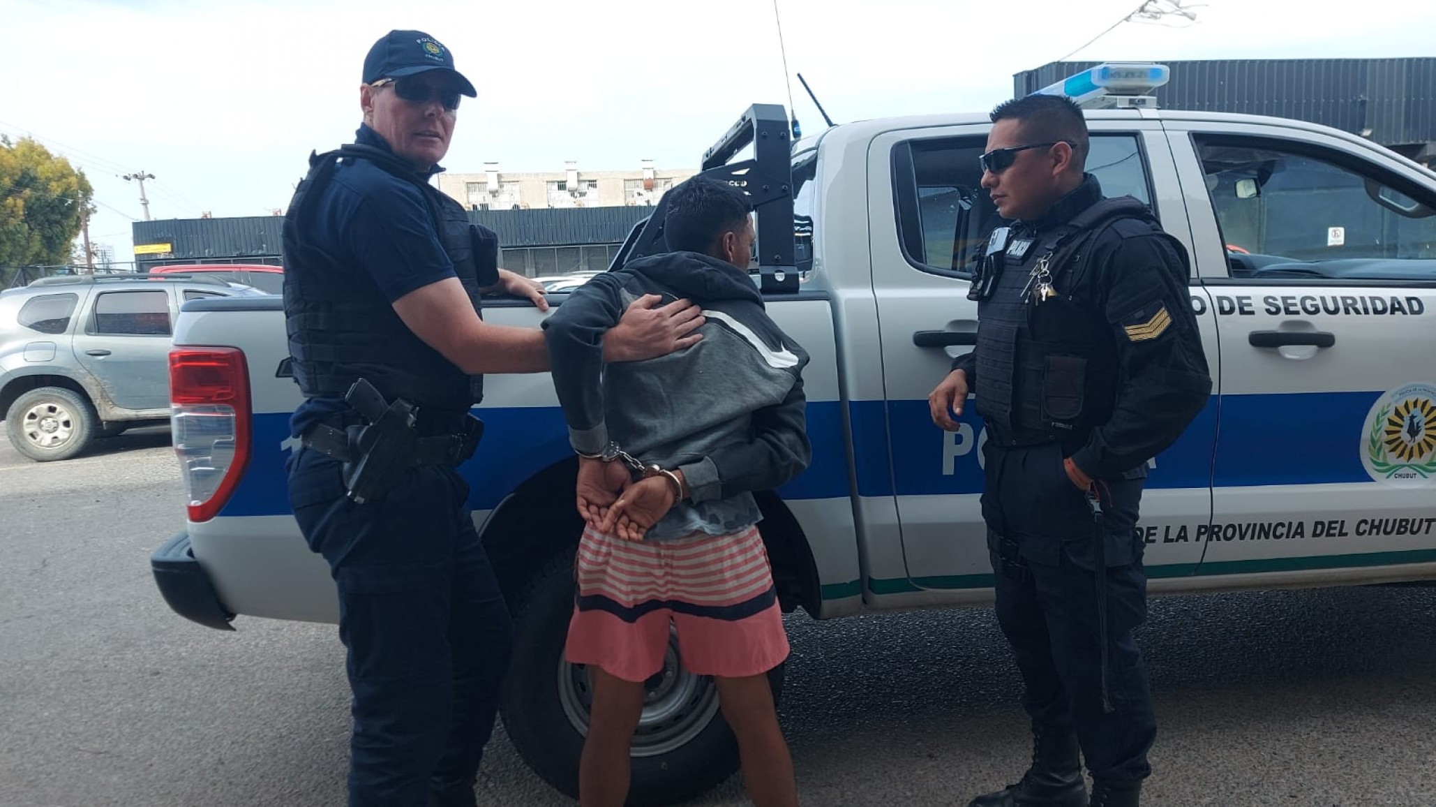 Tarde salvaje en Diarco: agredieron a Jefe policial y le robaron el celular, hay 3 detenidos