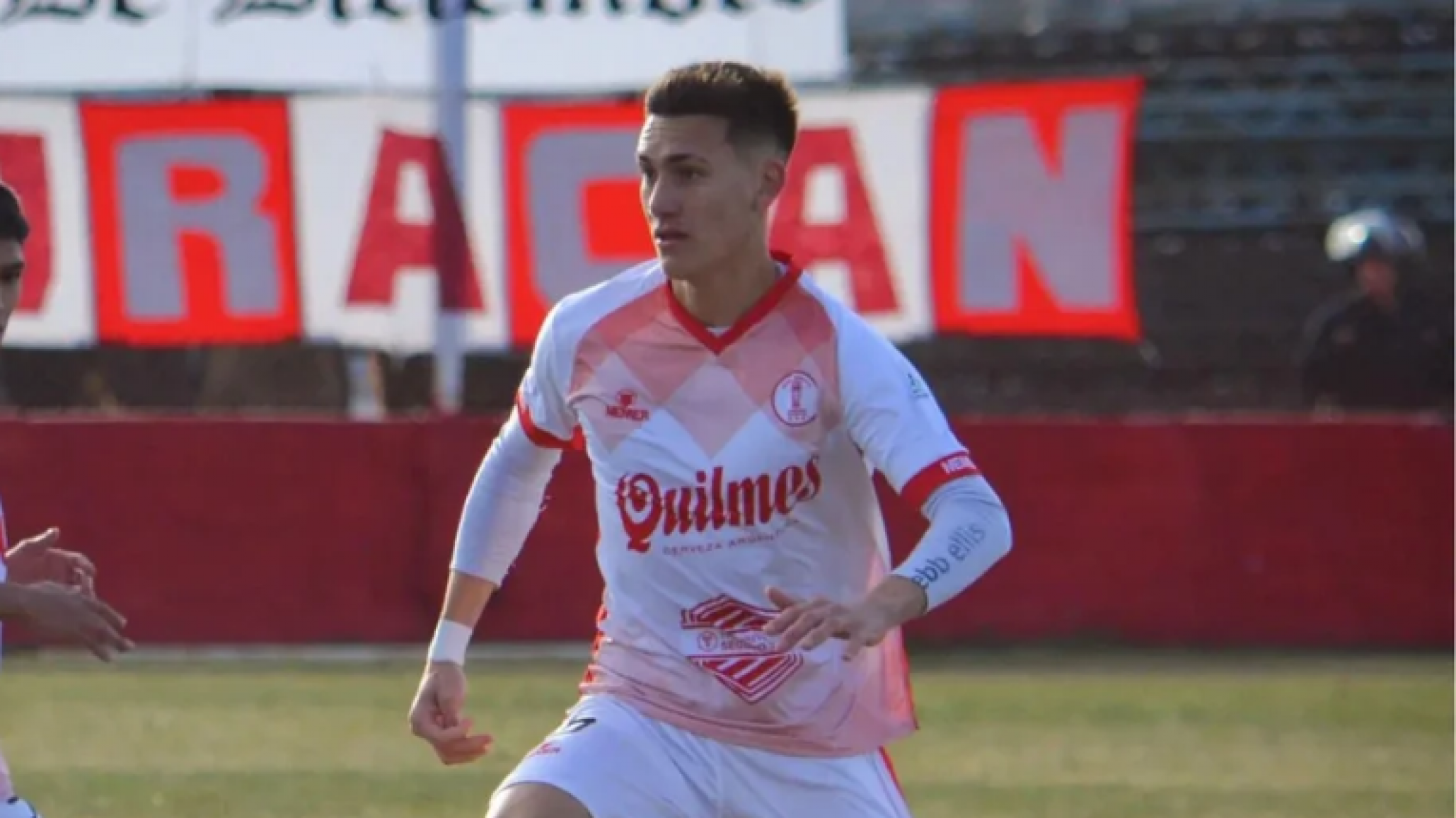 Román Ivanoff, defensor de Huracán, tiene pasaje a Europa