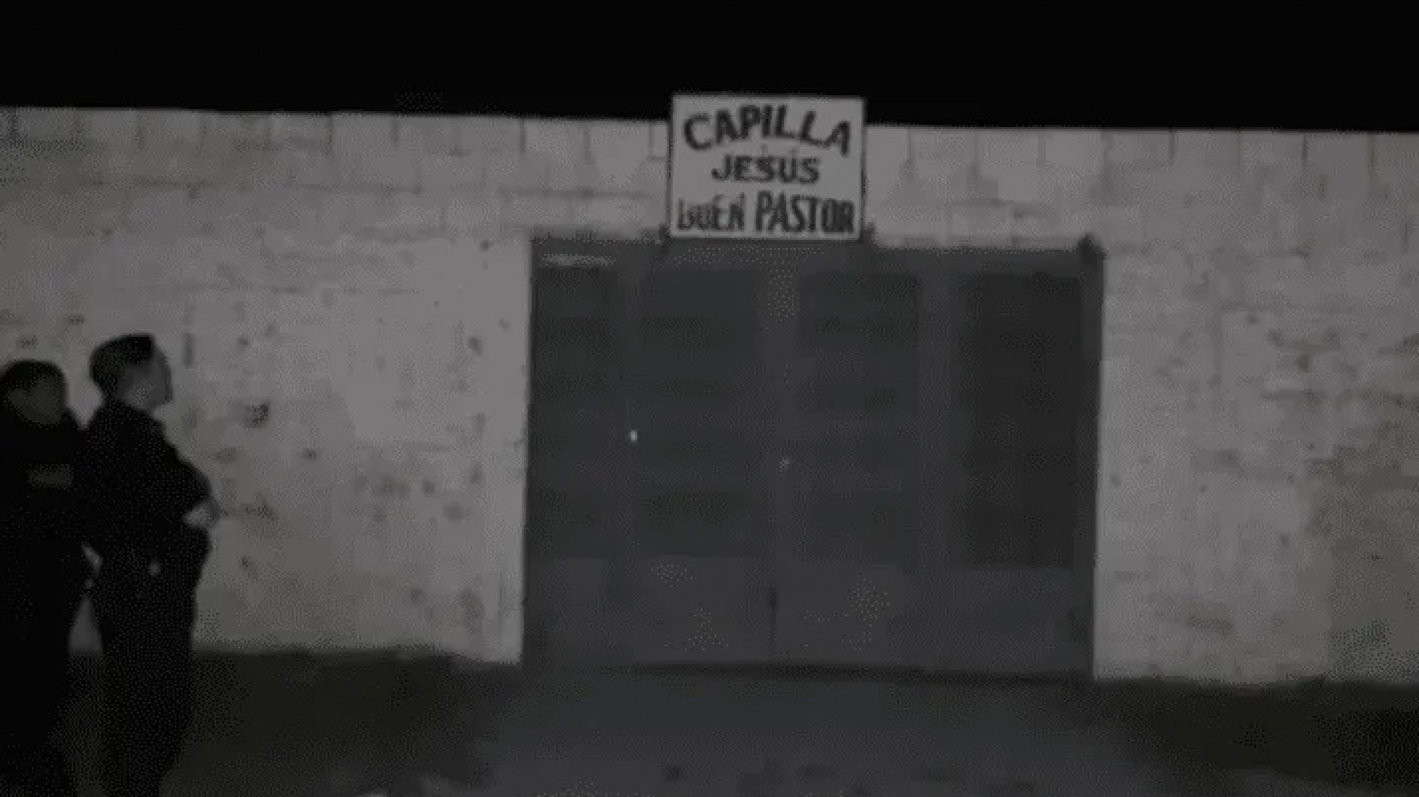 Horror en una capilla: encontraron el cuerpo de una joven de 24 años en el techo