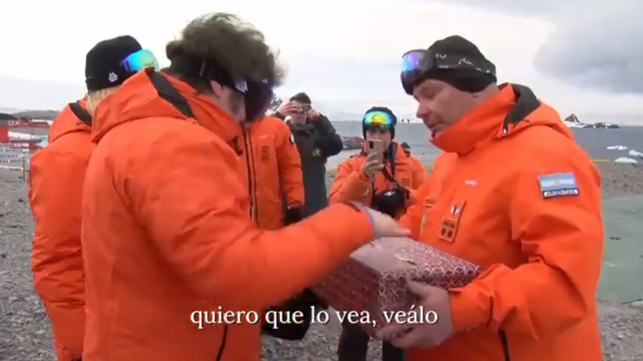 Milei recibió un regalo que no "va a poder comprar en ningún lugar"