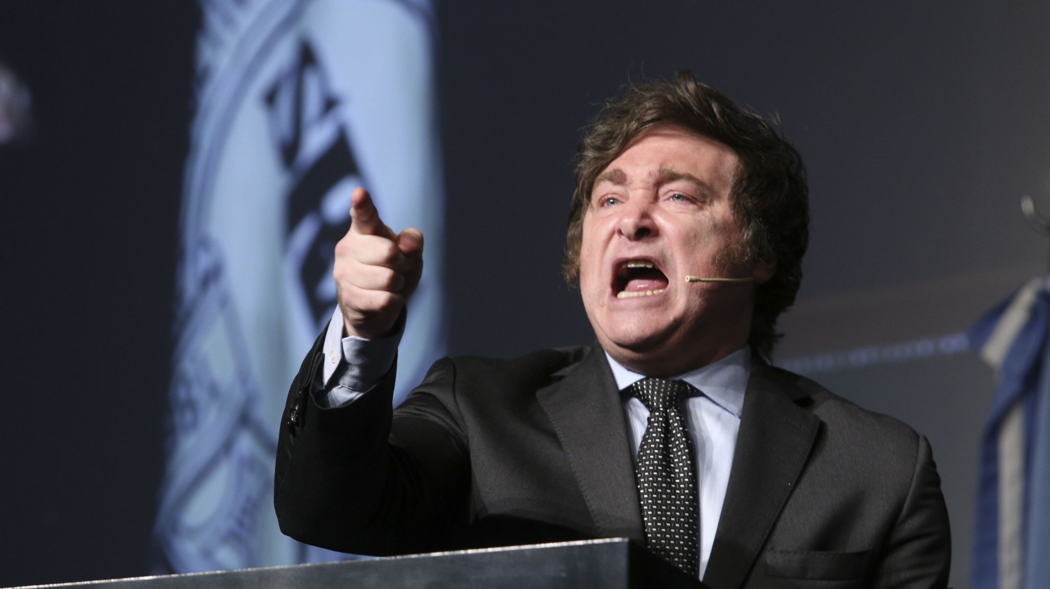 Milei duro contra periodistas: "Es escandalosa la impunidad con la que inventan mentiras"