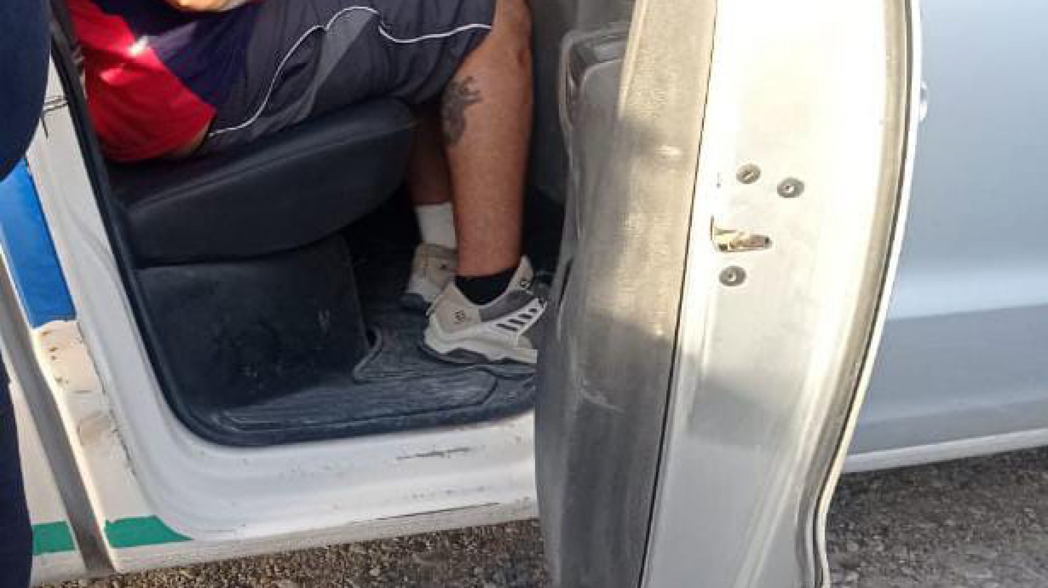 El dueño de casa dormía y aprovechó para robar, los vecinos quisieron "hacer justicia por mano propia"