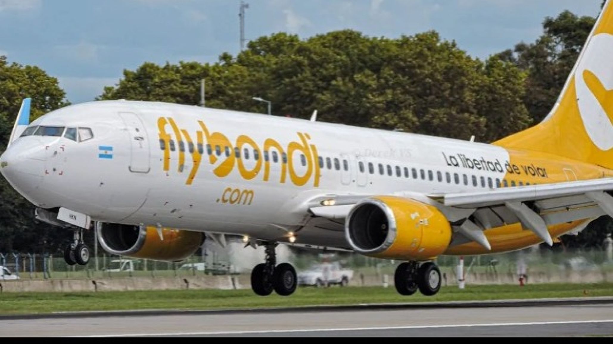 Problemas continuos para Flybondi: cancelaciones y reprogramaciones generan incertidumbre