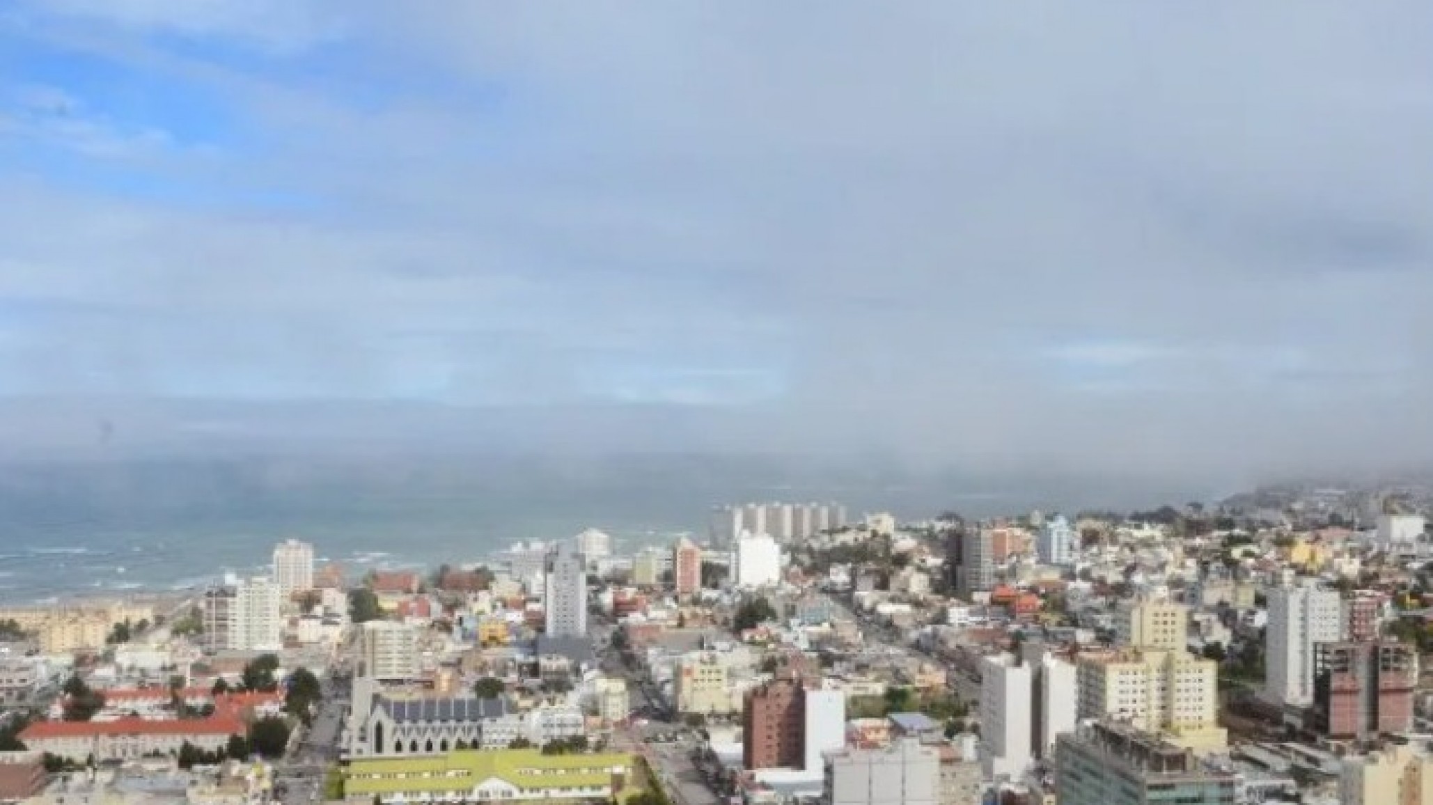 Este lunes empieza frío y la máxima pronosticada es de 14 grados