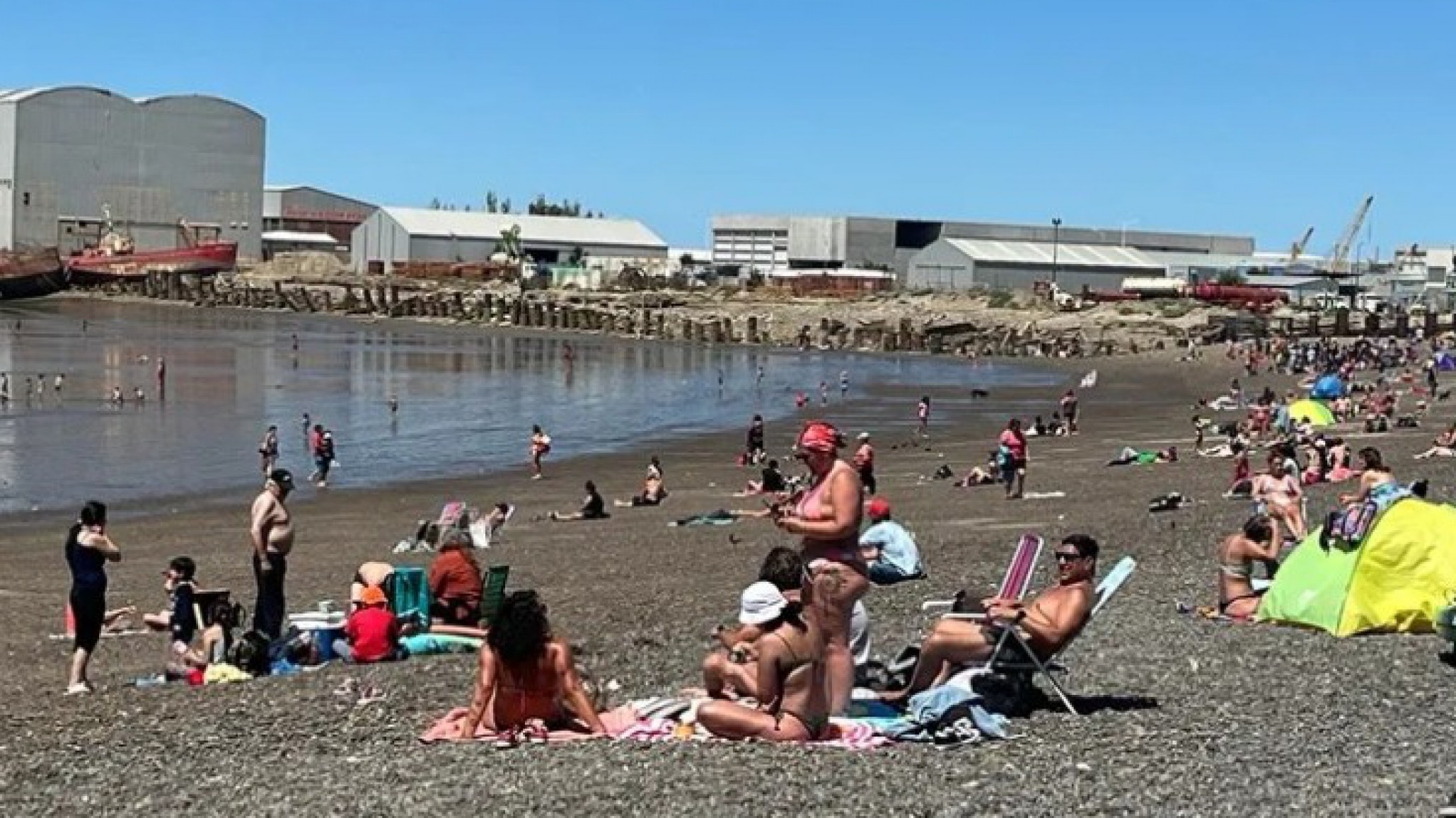Miércoles a puro calor y viento: sol, 33°C y ráfagas de casi 60 km/h