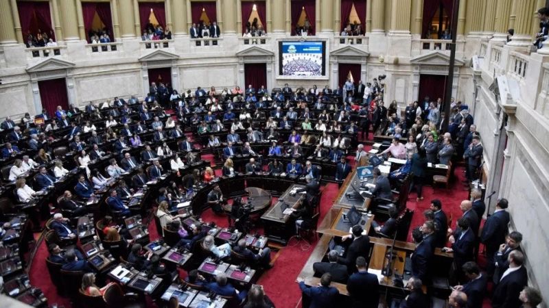 Luego de otra maratónica sesión, nuevamente se pasó a cuarto intermedio
