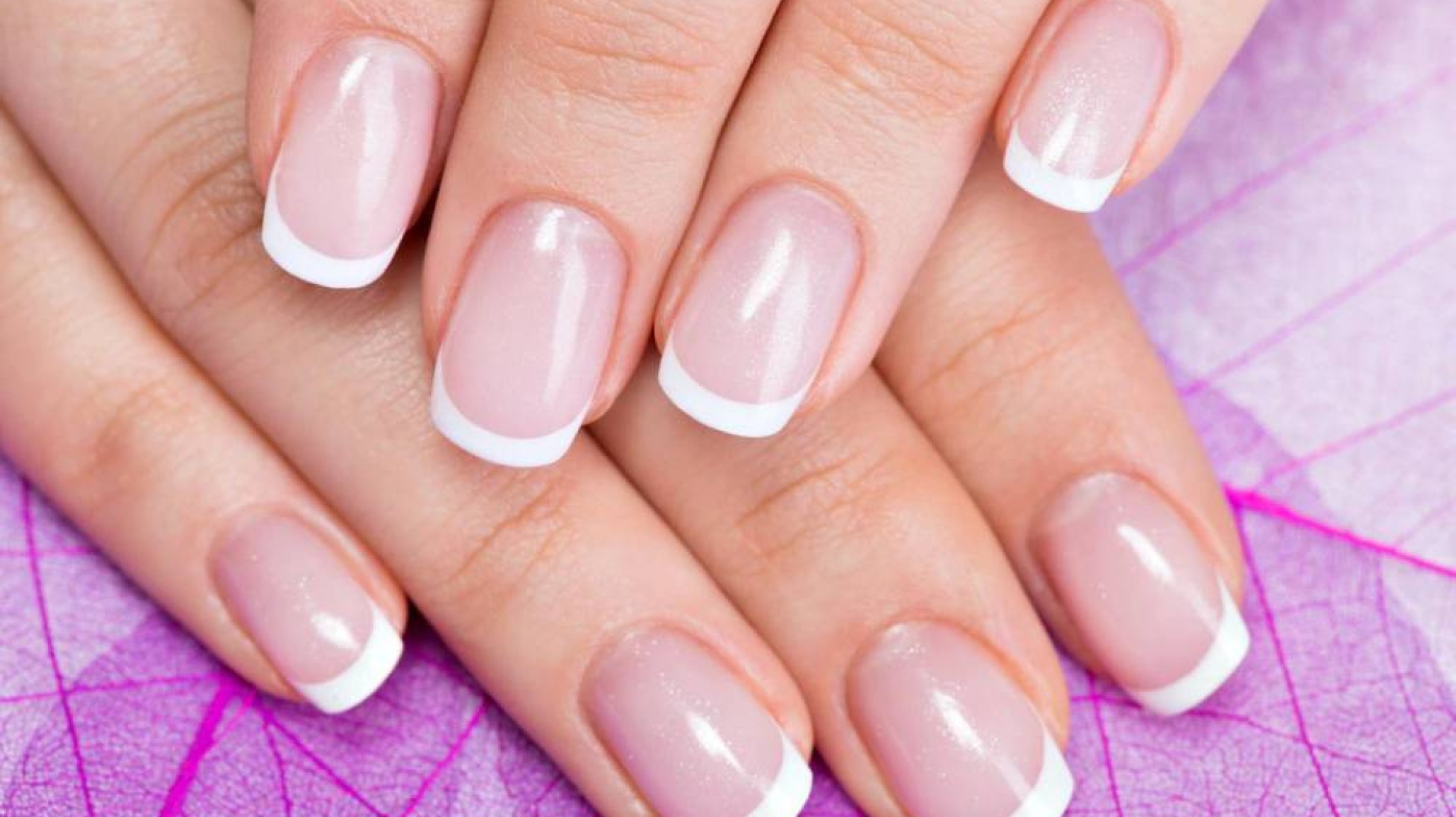 Increíble: Así funcionaba un salón de manicura dentro del Municipio de Trelew