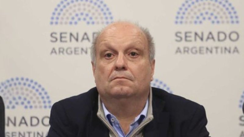 Polémica declaración de Lombardi sobre los medios públicos: "hay que cerrarlos"