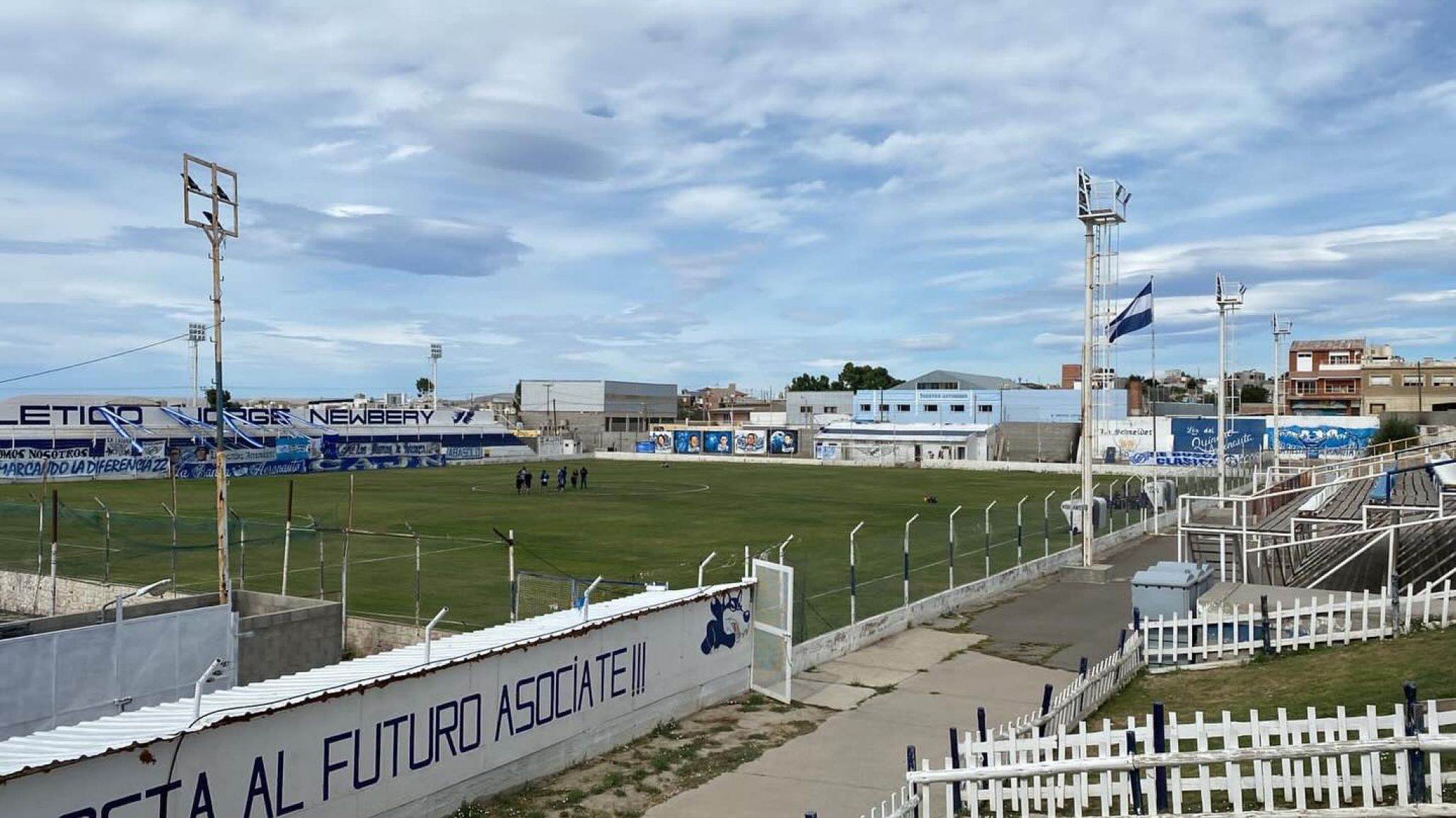 Así Newbery busca la remontada para clasificar a la Final del Torneo Regional Amateur