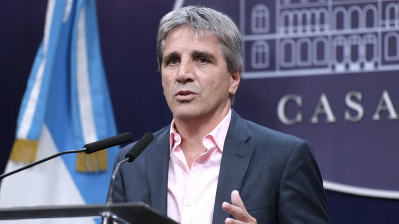 Luis Caputo dijo: "la votación o no de la ley no va a cambiar el rumbo económico"